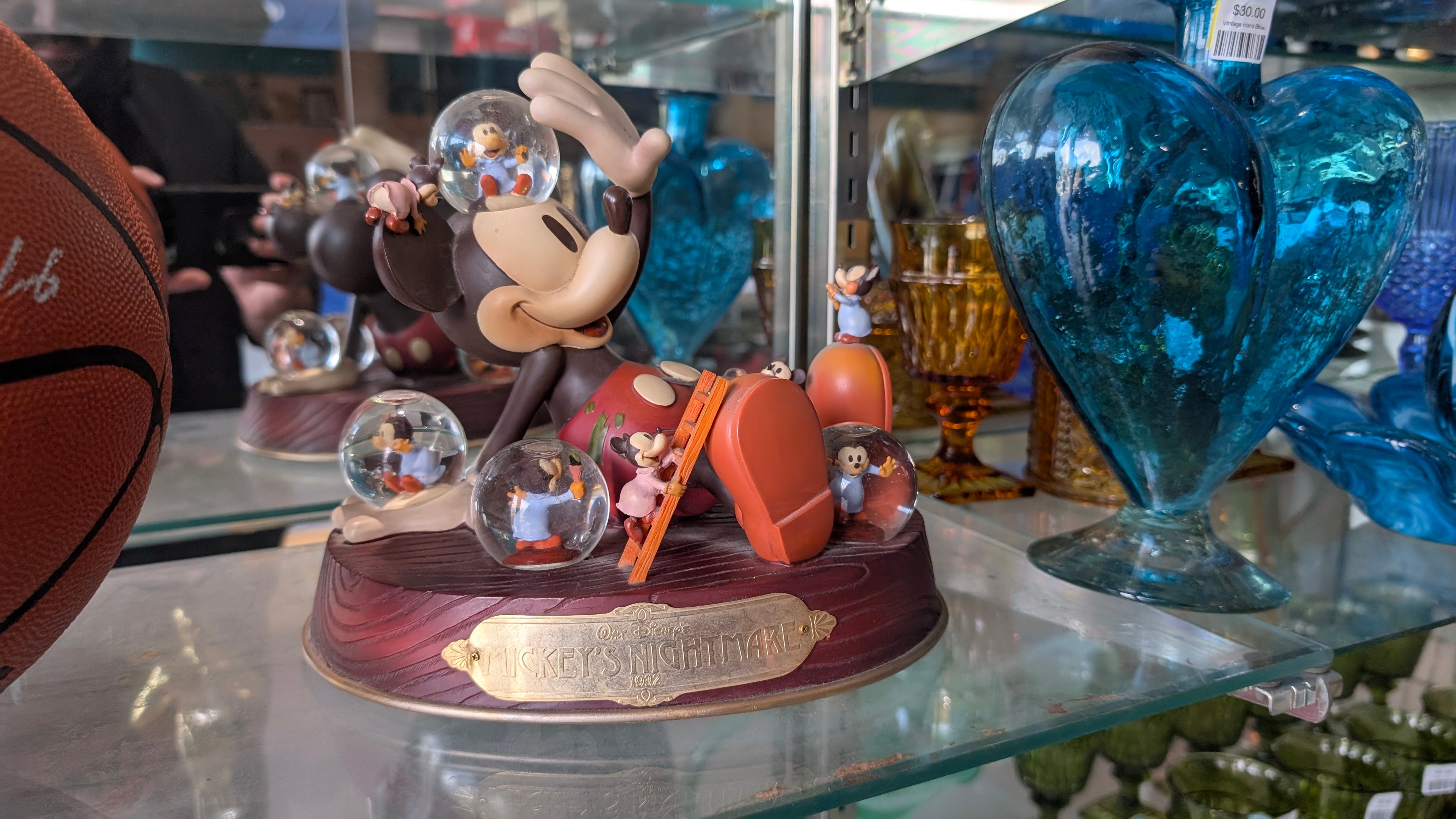Vintage Disney Mickeys Nightmare 1998 Snowglobe Figurine Collectible Display