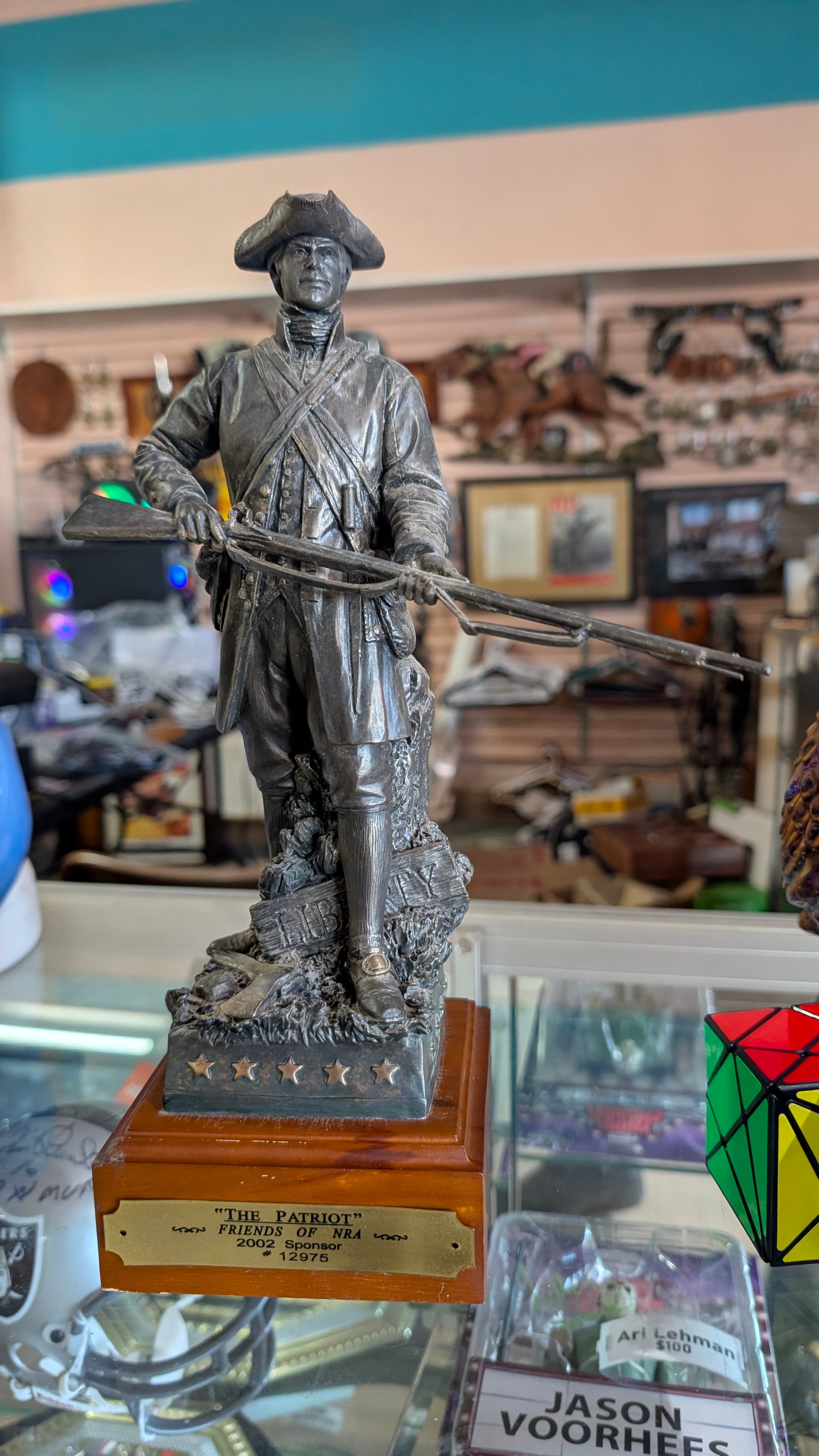 Vintage Friends Of NRA The Patriot 2002 Sponsor Limited Edition Figurine Statue Decor