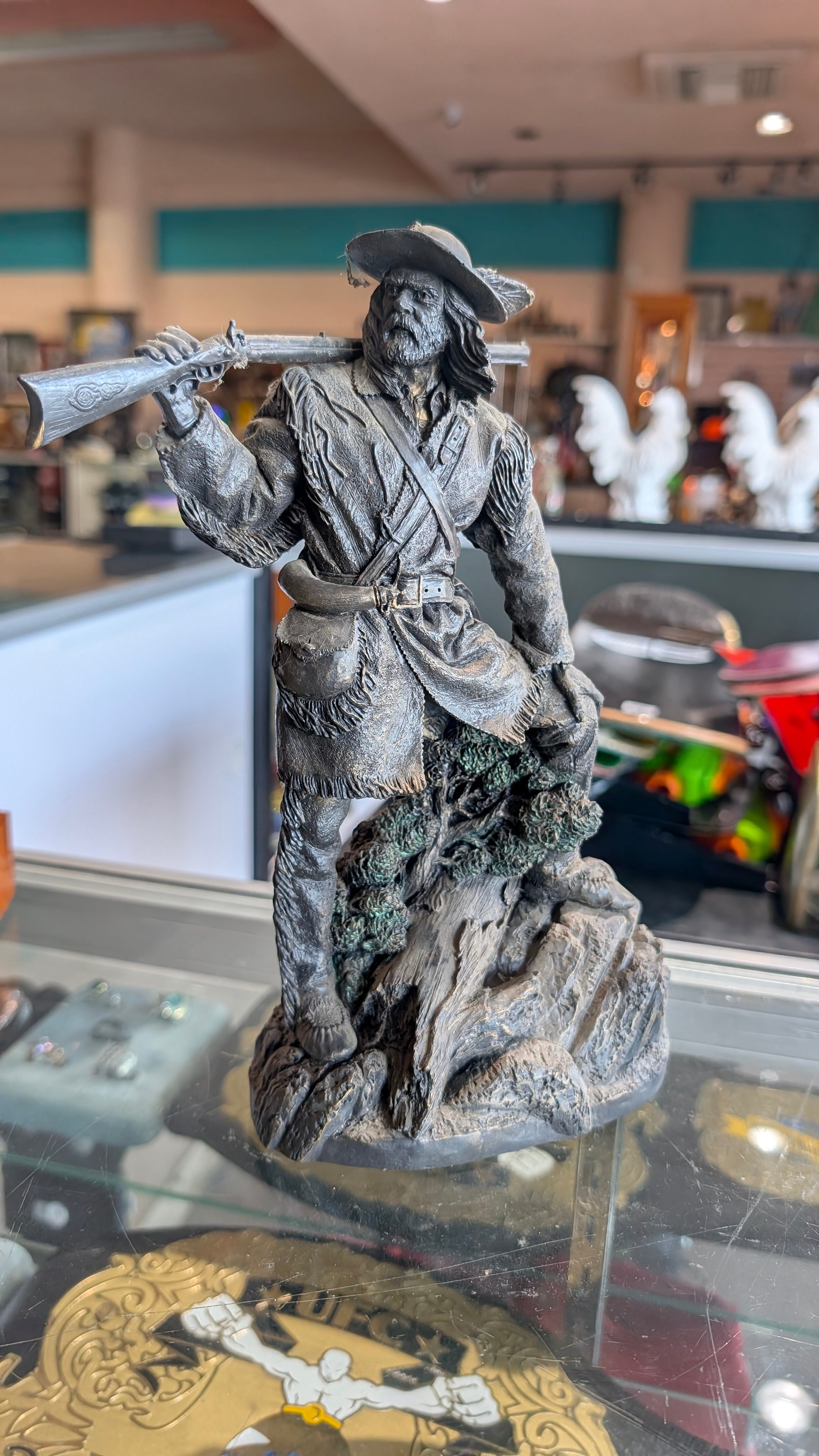 Vintage Friends Of NRA Trailblazer Statue By Rick Terry 2003 Collectible Art