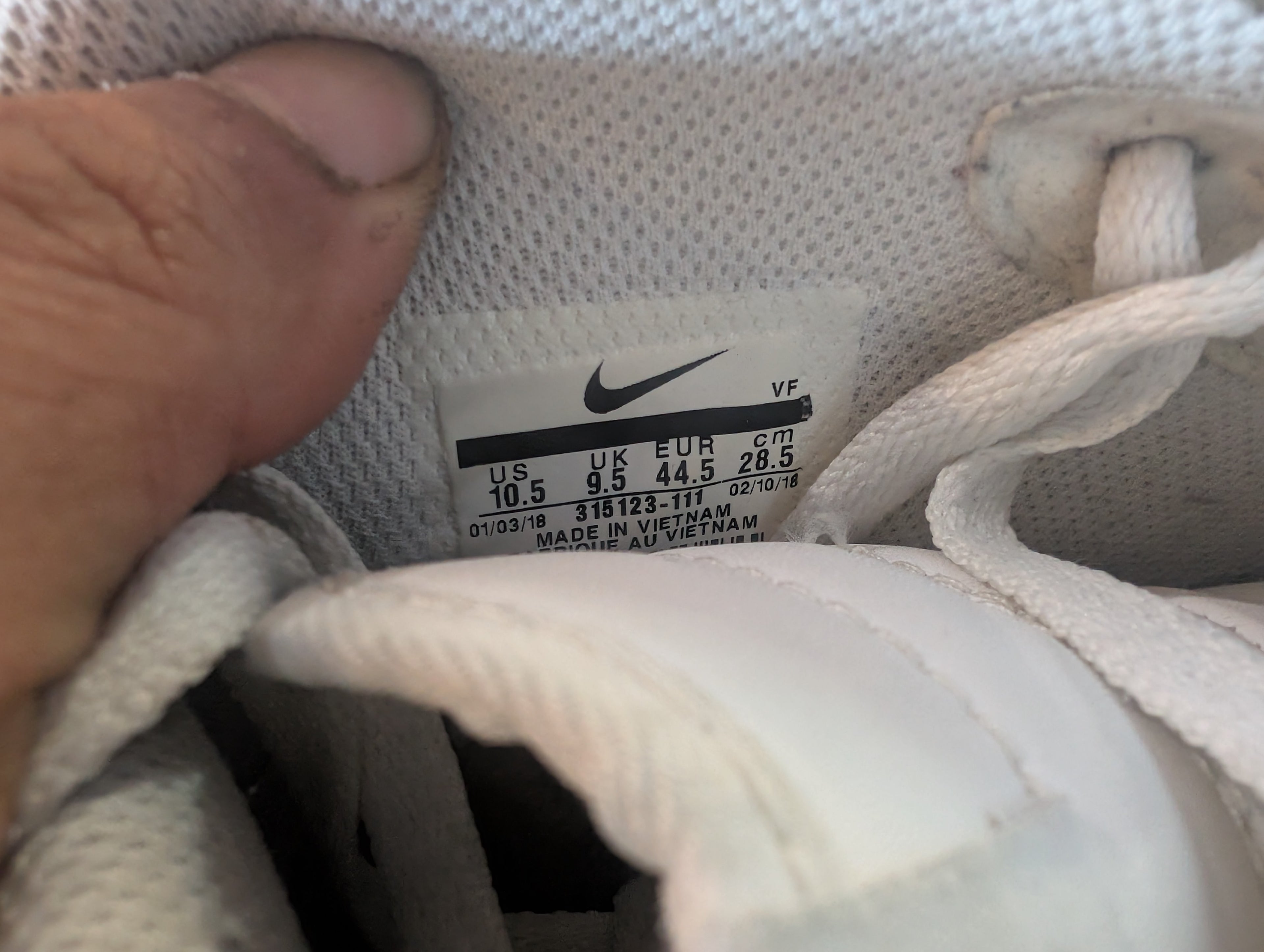 Nike Air Force 1 Mid White 315123 111 Mens Size 10.5 Sneakers