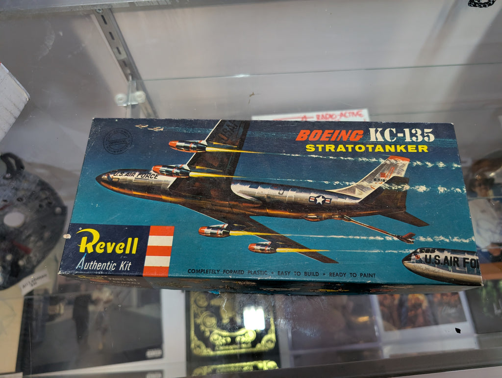 Vintage Revell Boeing KC135 Stratotanker Model Kit Collectible