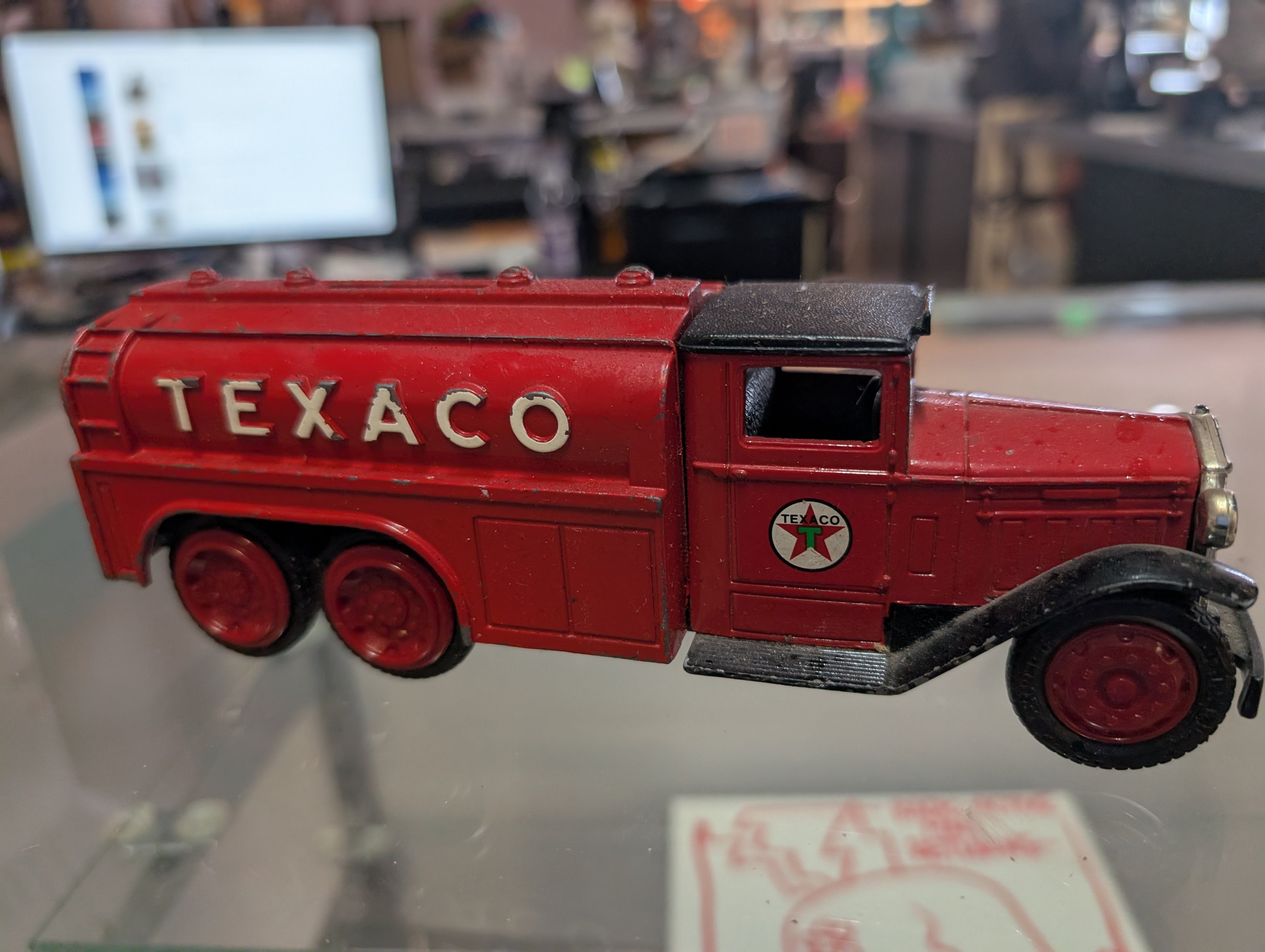 Vintage Texaco Collector Bank Series #7 1930 Diamond T Fuel Tanker