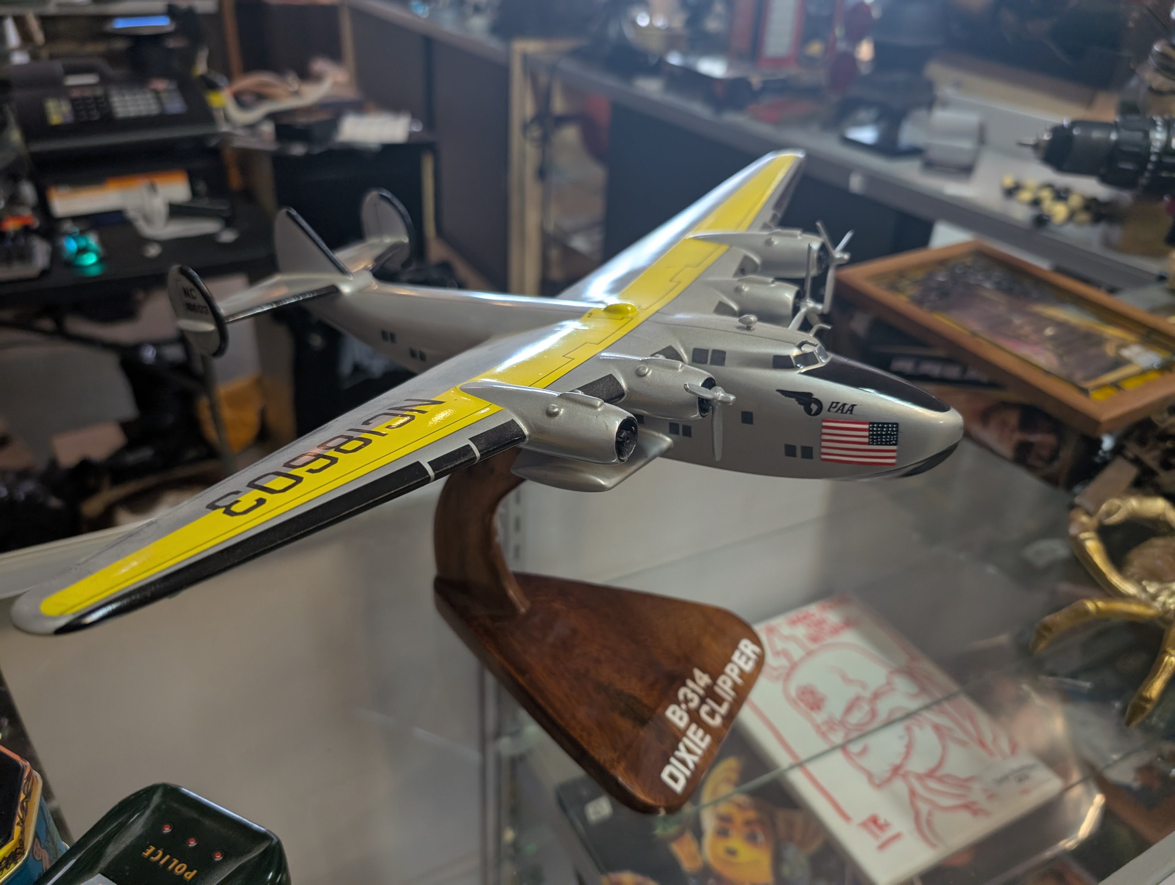 Vintage Pan Am Boeing B314 Dixie Clipper Wood Desk Model Missing Propeller