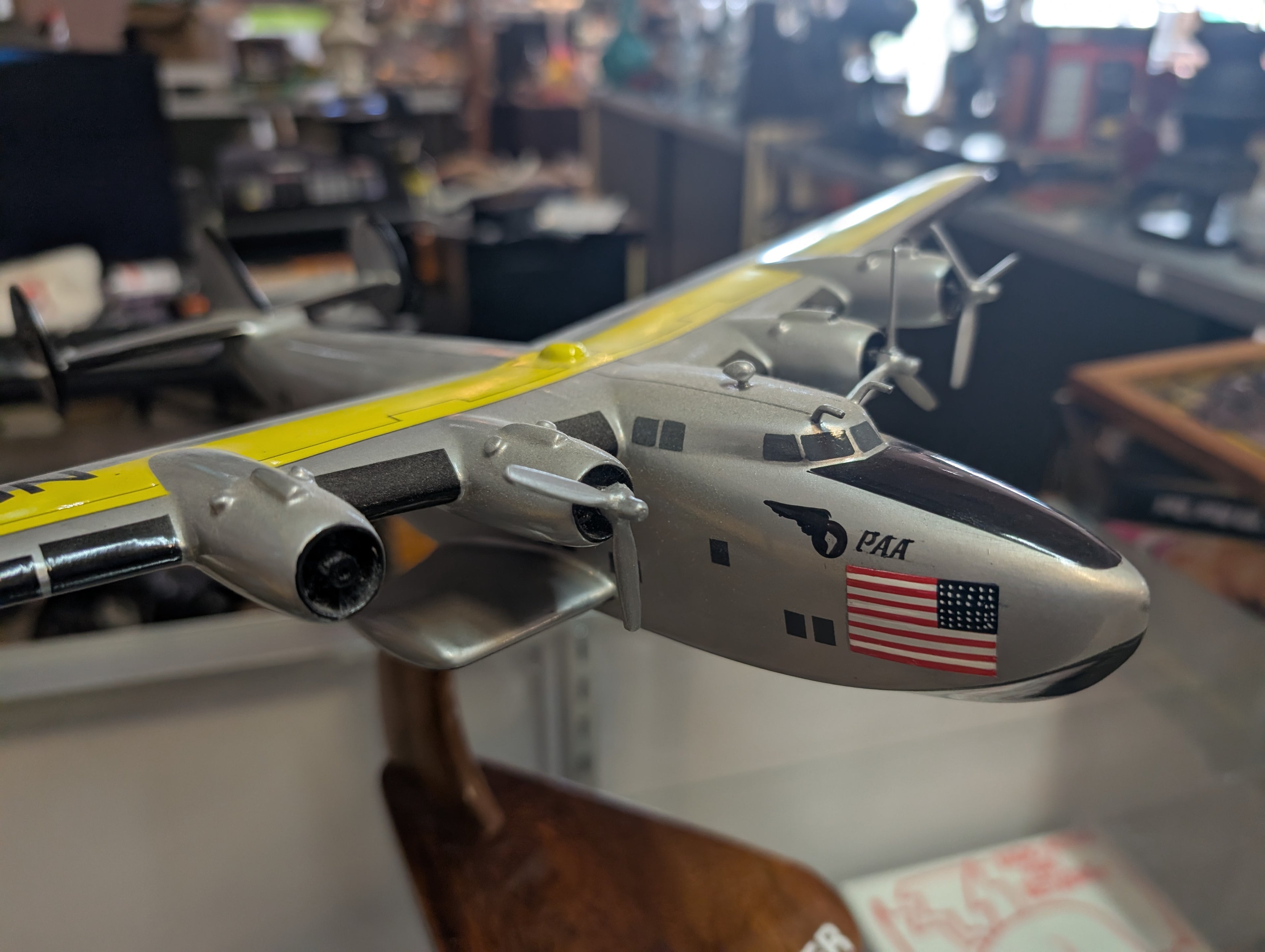 Vintage Pan Am Boeing B314 Dixie Clipper Wood Desk Model Missing Propeller