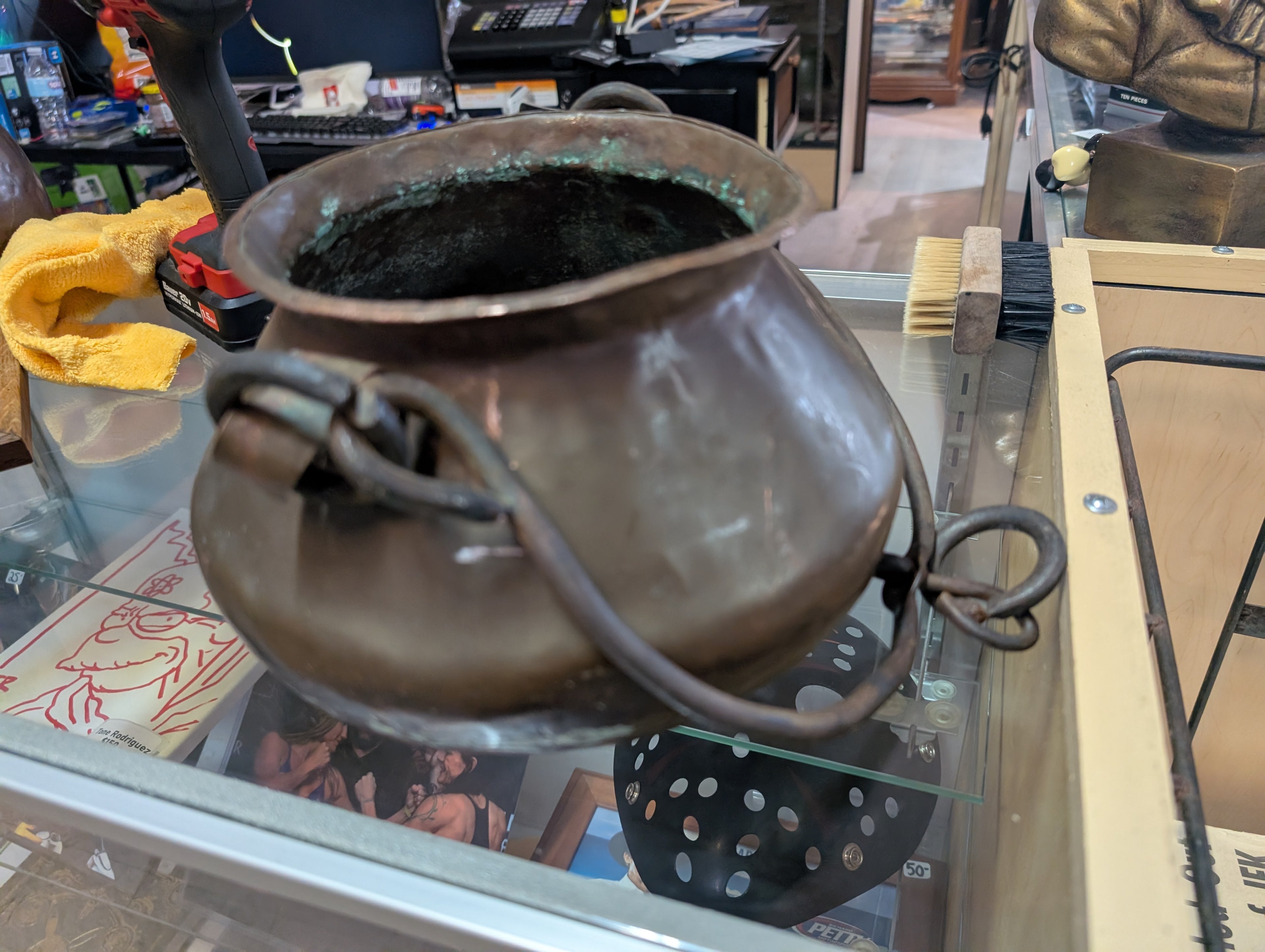 Antique Hand Hammered Copper Cauldron Pot Iron Handle Rustic Decor