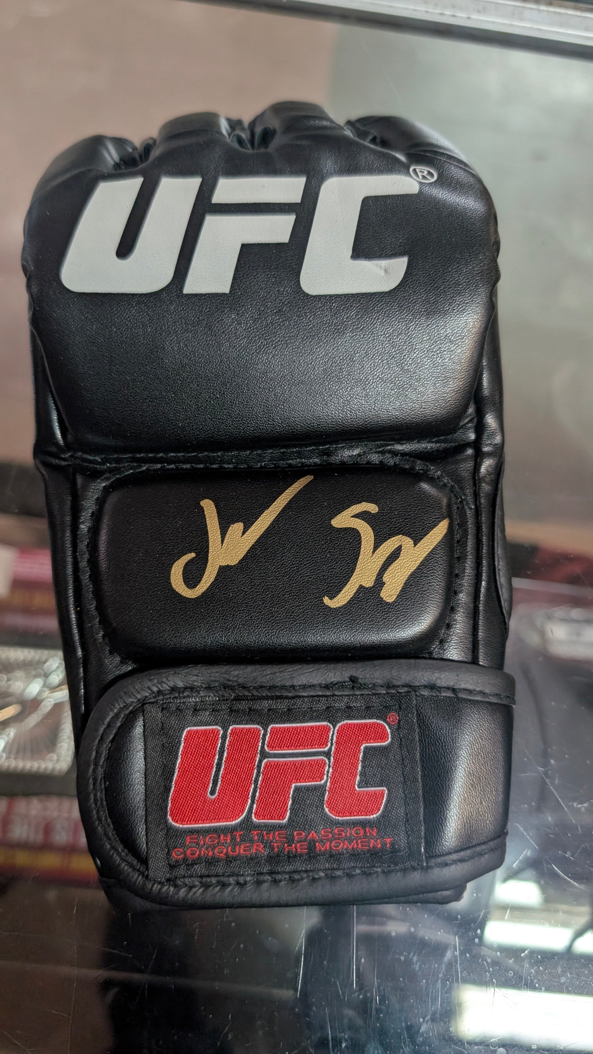 UFC Signed Autograph Glove Jake Shields MMA Official Fight Gear Display