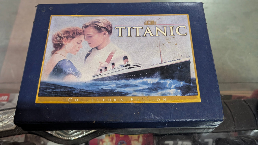 Titanic Collectors Edition Box Set 1997 Film James Cameron Memorabilia