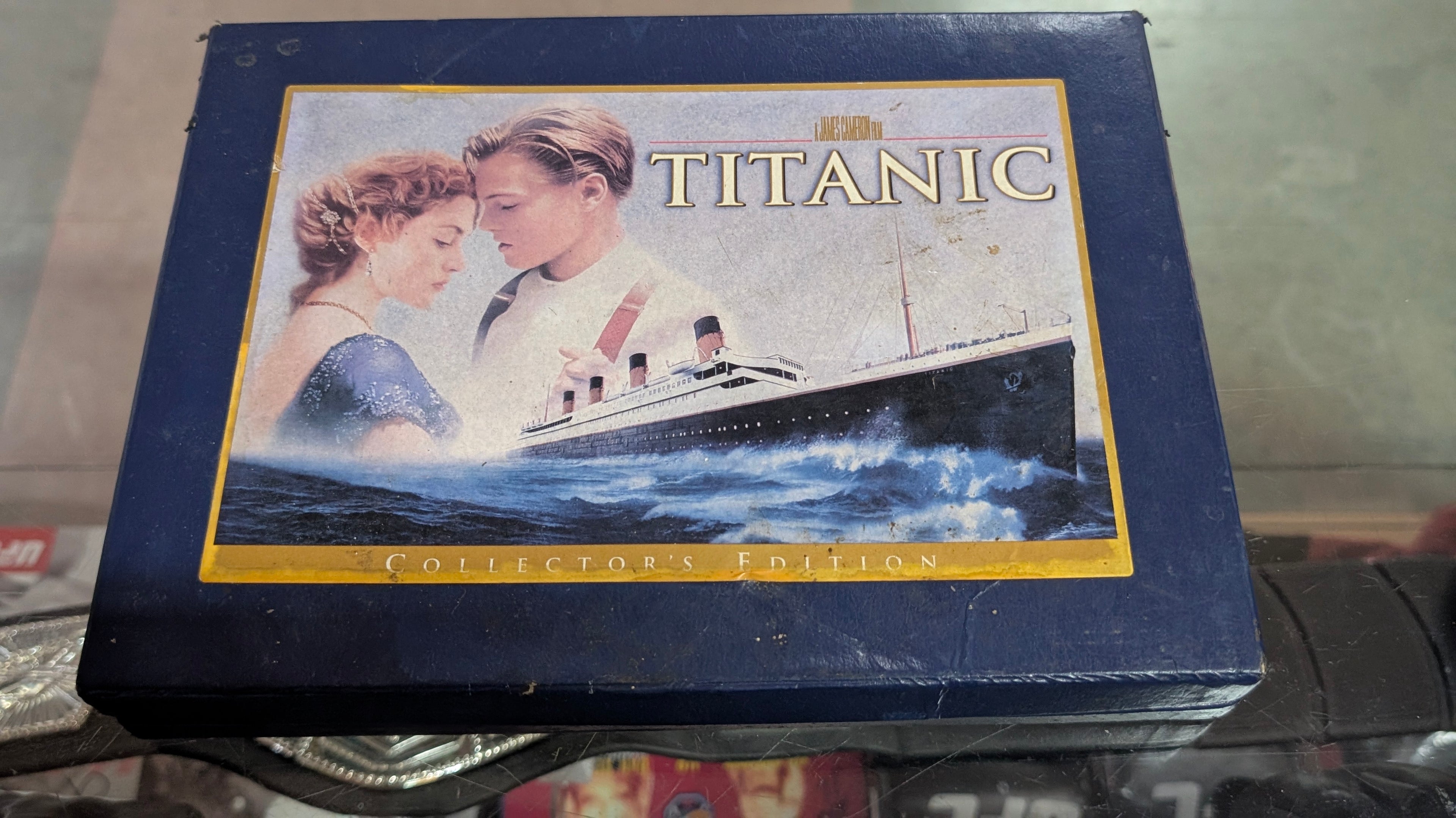 Titanic Collectors Edition Box Set 1997 Film James Cameron Memorabilia