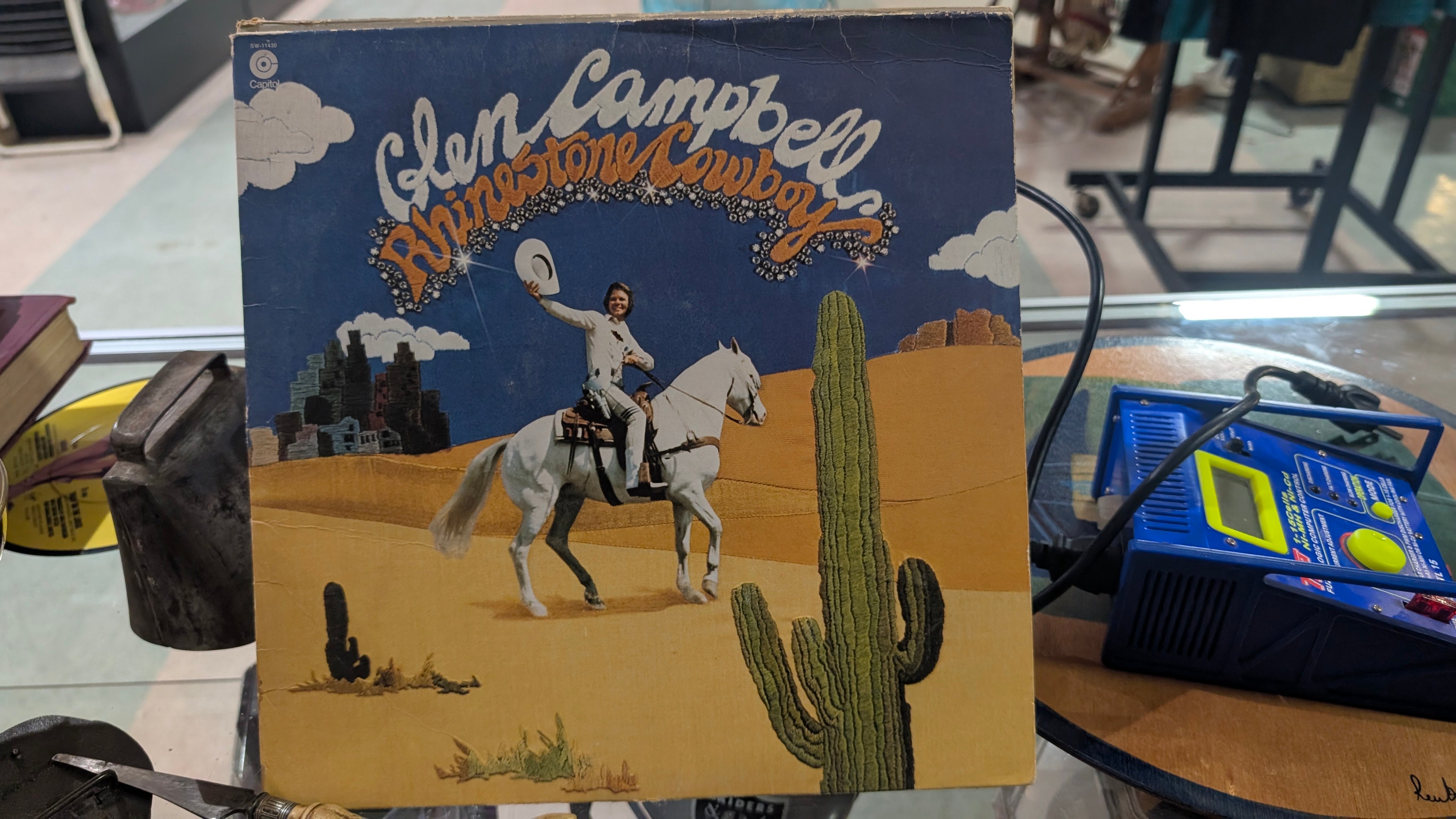 Glen Campbell Rhinestone Cowboy Capitol SW-11330 Vinyl LP