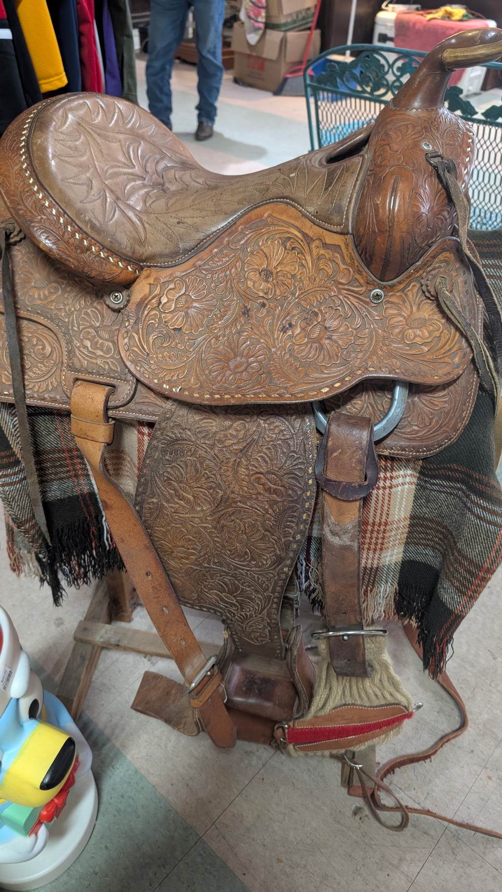 Tooled Leather Western Saddle Floral Carved Brown Horse Tack