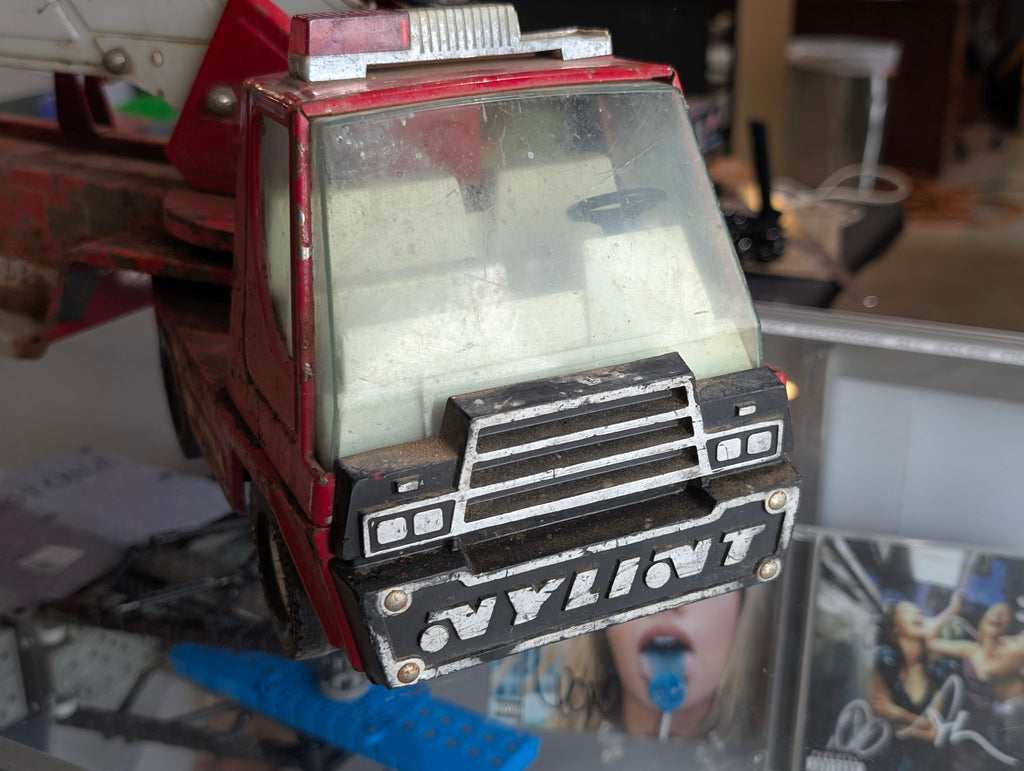 Vintage NYLINT Aerial Hook-N-Ladder Fire Truck Pressed Steel Toy