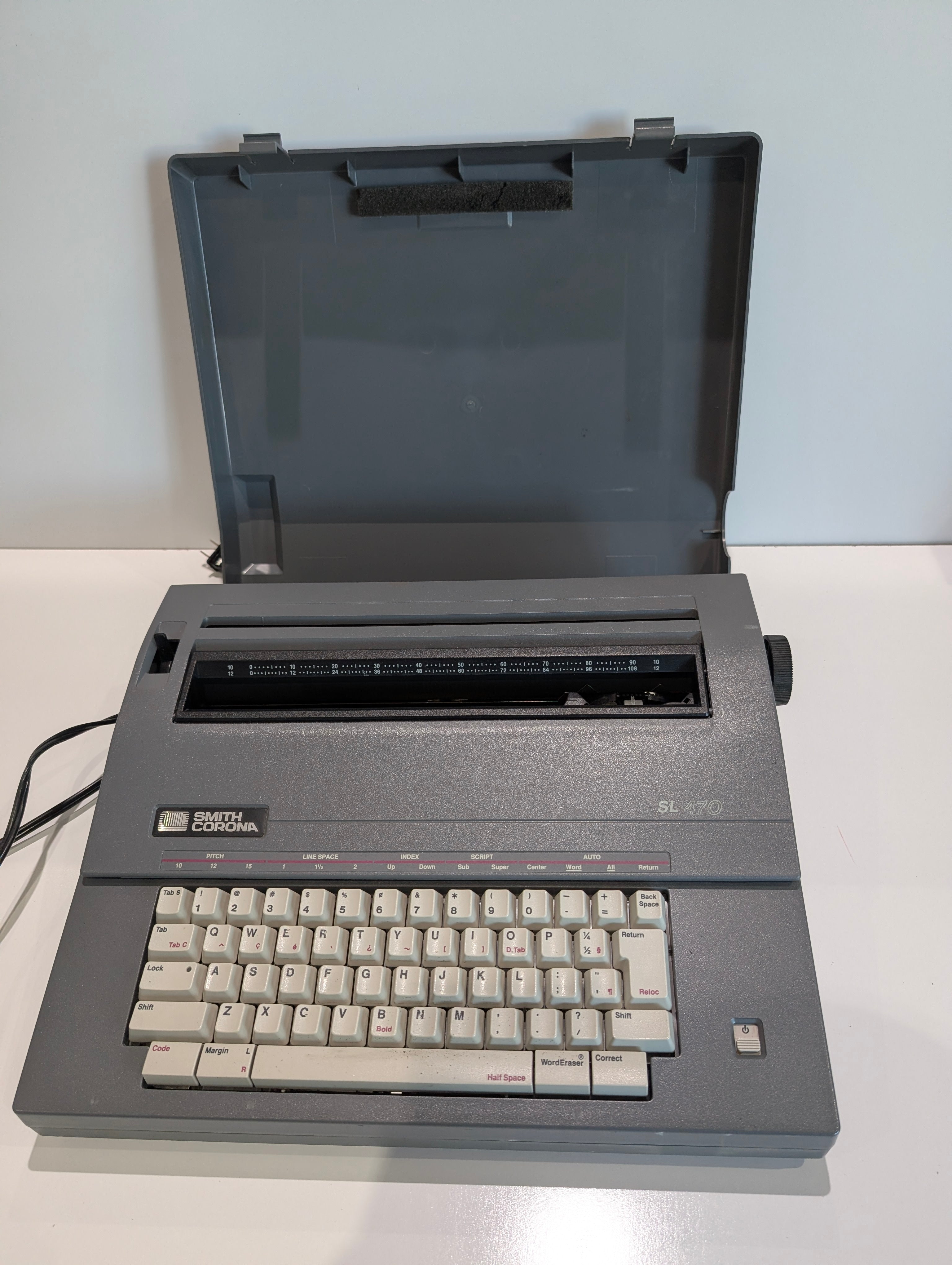 Vintage Smith Corona SL 470 Electric Typewriter Model 5A With Cover Case