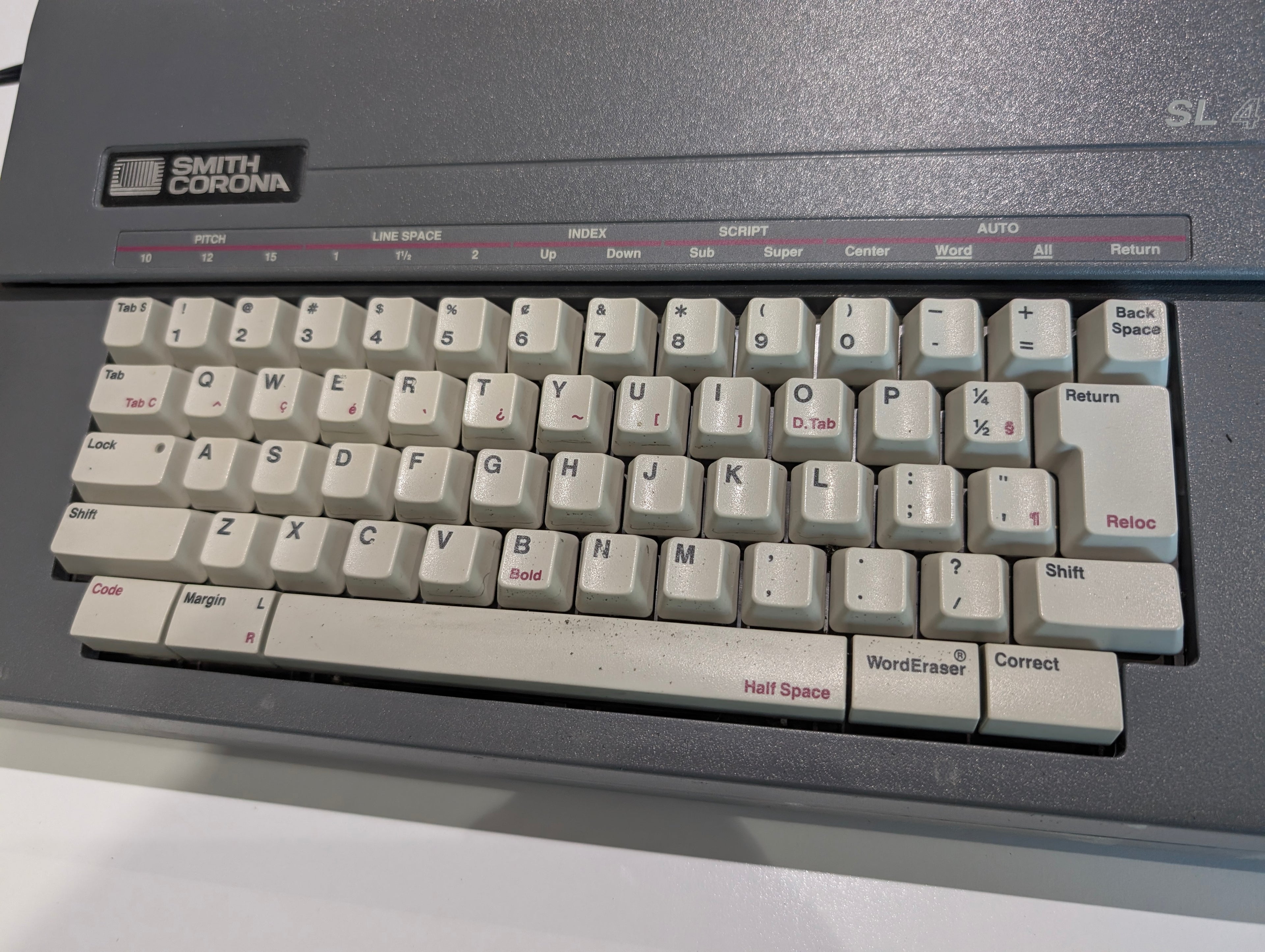 Vintage Smith Corona SL 470 Electric Typewriter Model 5A With Cover Case