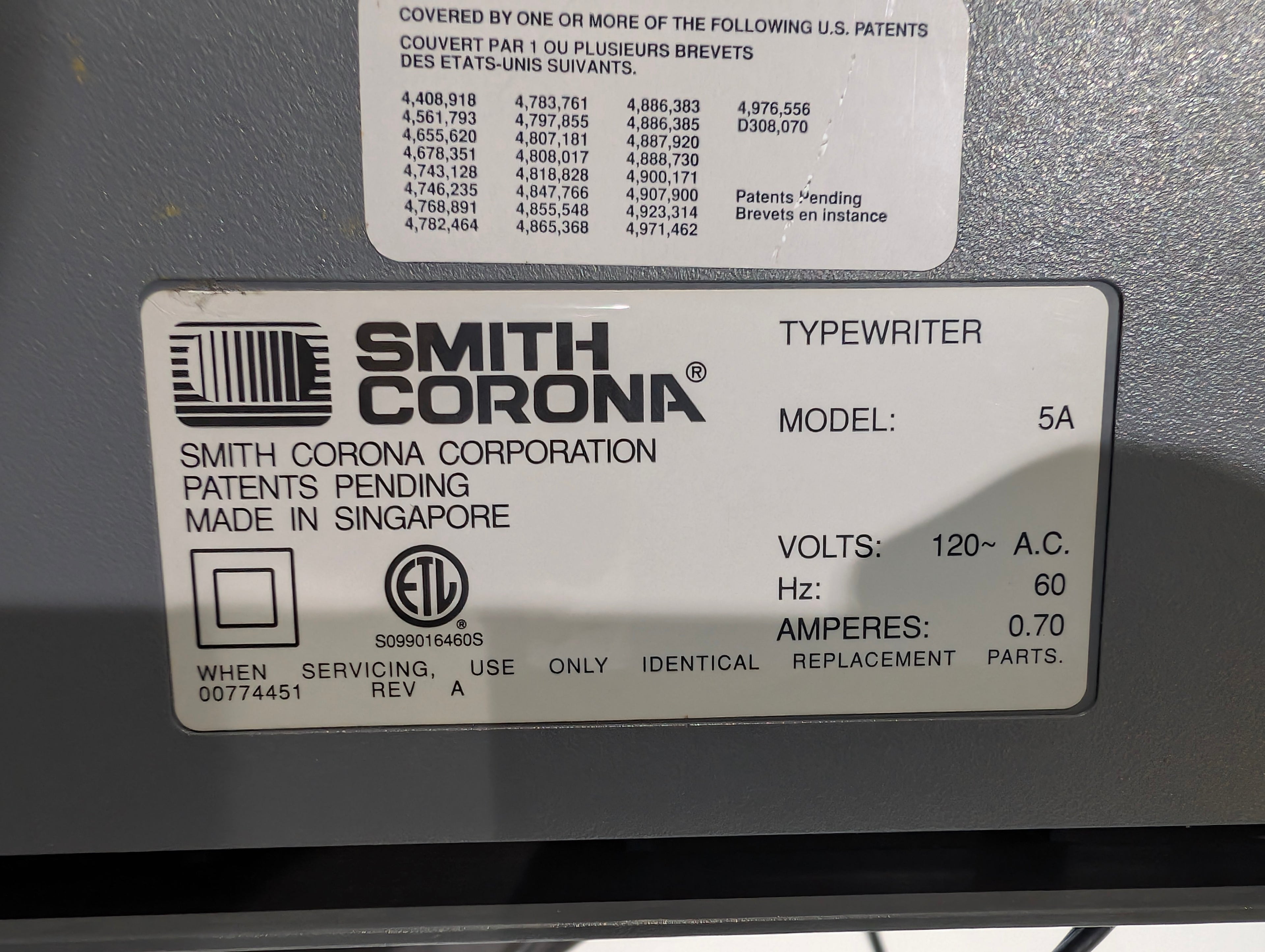 Vintage Smith Corona SL 470 Electric Typewriter Model 5A With Cover Case
