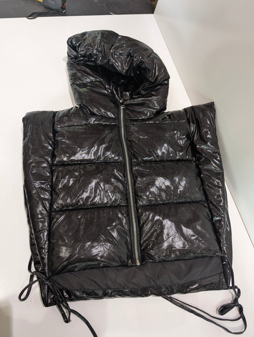 Shiny Black Hooded Puffer Vest Womens XL Quilted Zip Up Jacket