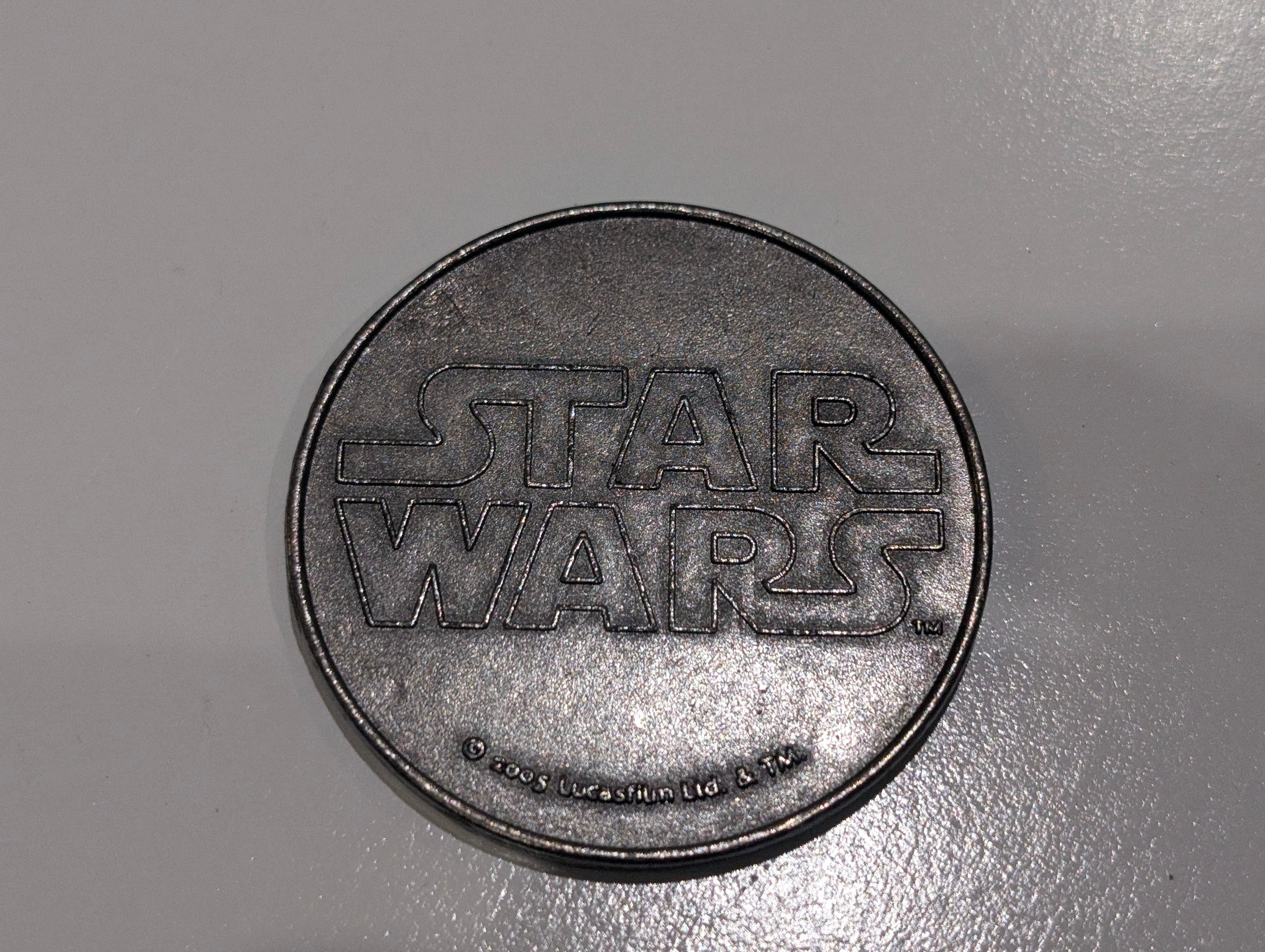 2005 Star Wars Darth Vader Metal Collectible Coin Lucasfilm Ltd Display