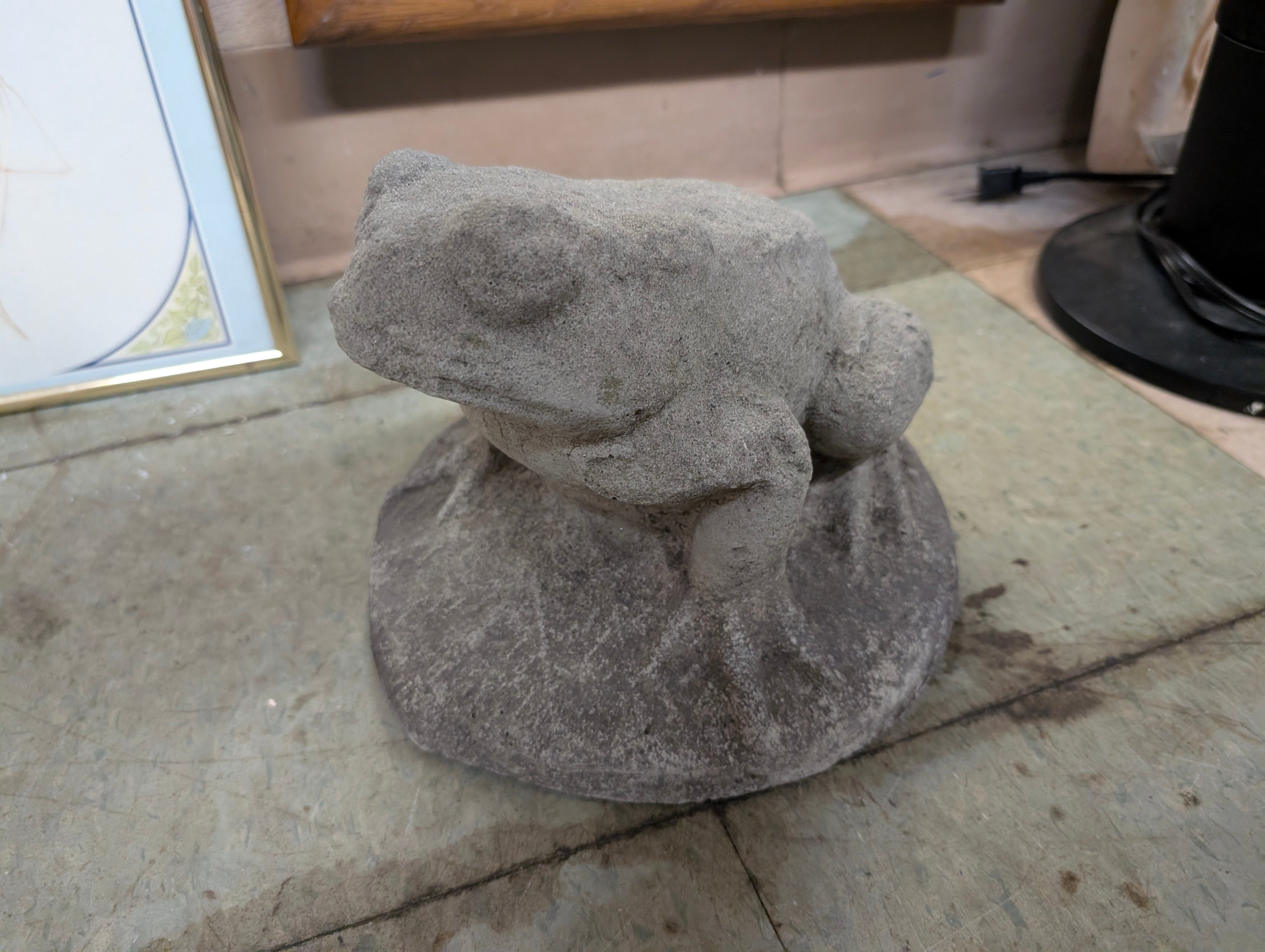Outdoor Concrete Frog Garden Statue Yard Art Patio Lawn Decor