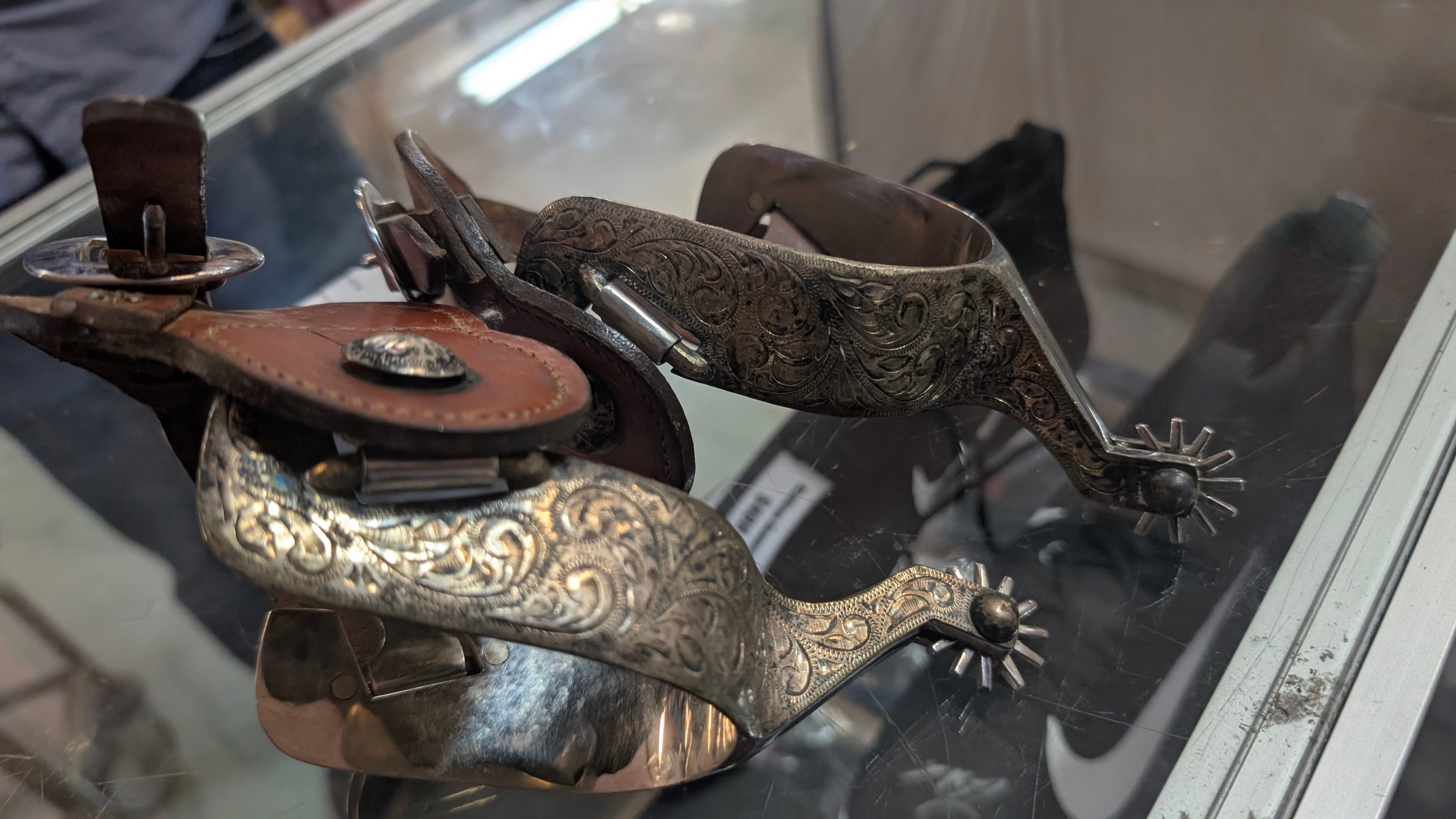 Vintage Engraved Western Cowboy Spurs With Leather Straps Silver Tone