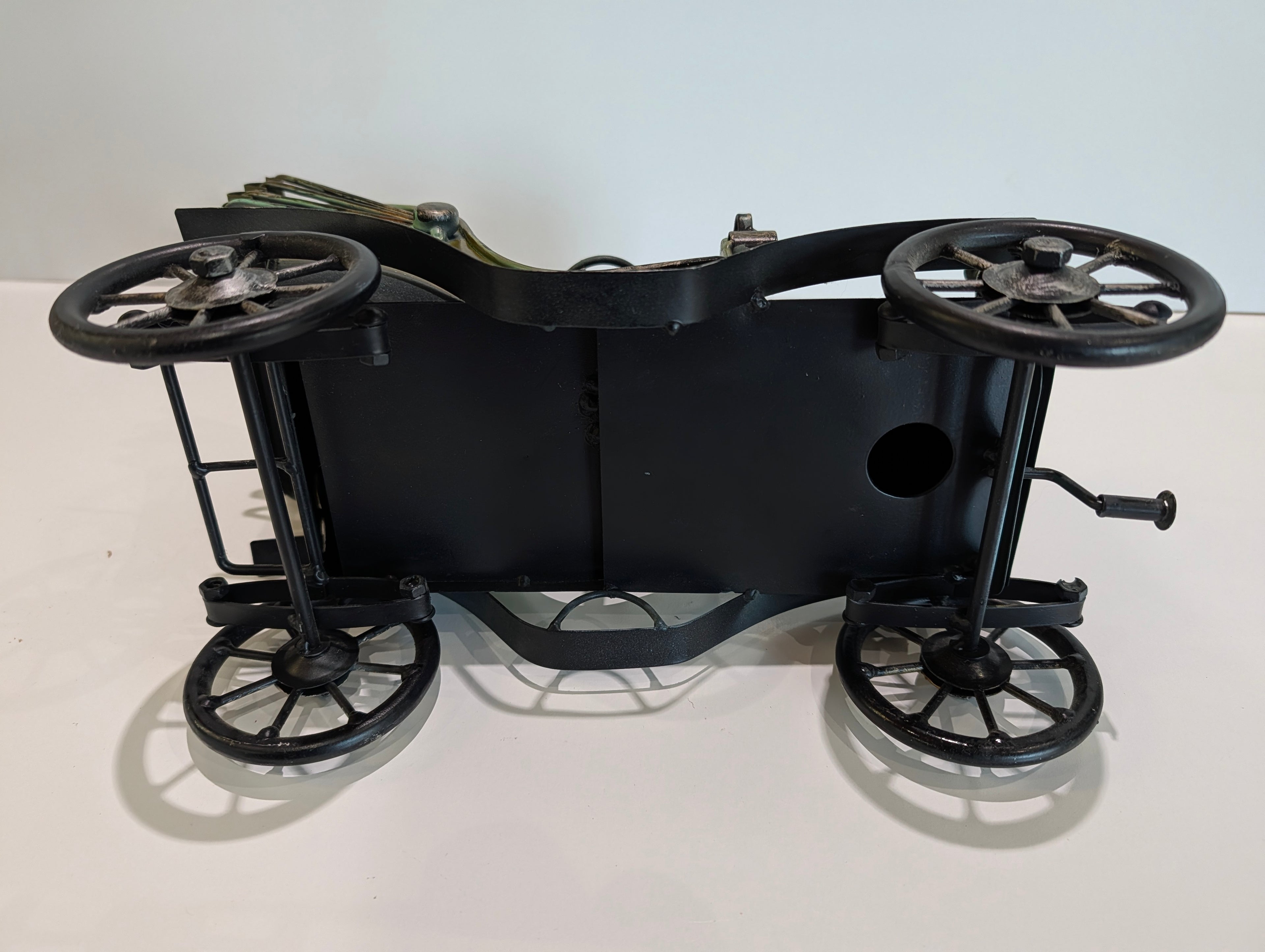 Vintage Metal 1900s Style Antique Automobile Model Decorative Car Sculpture