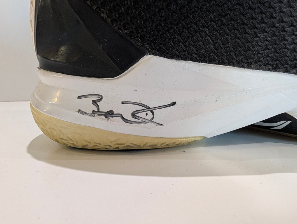 Dwyane Wade Signed Li-Ning Way Of Wade Basketball Shoe Autograph Display Piece