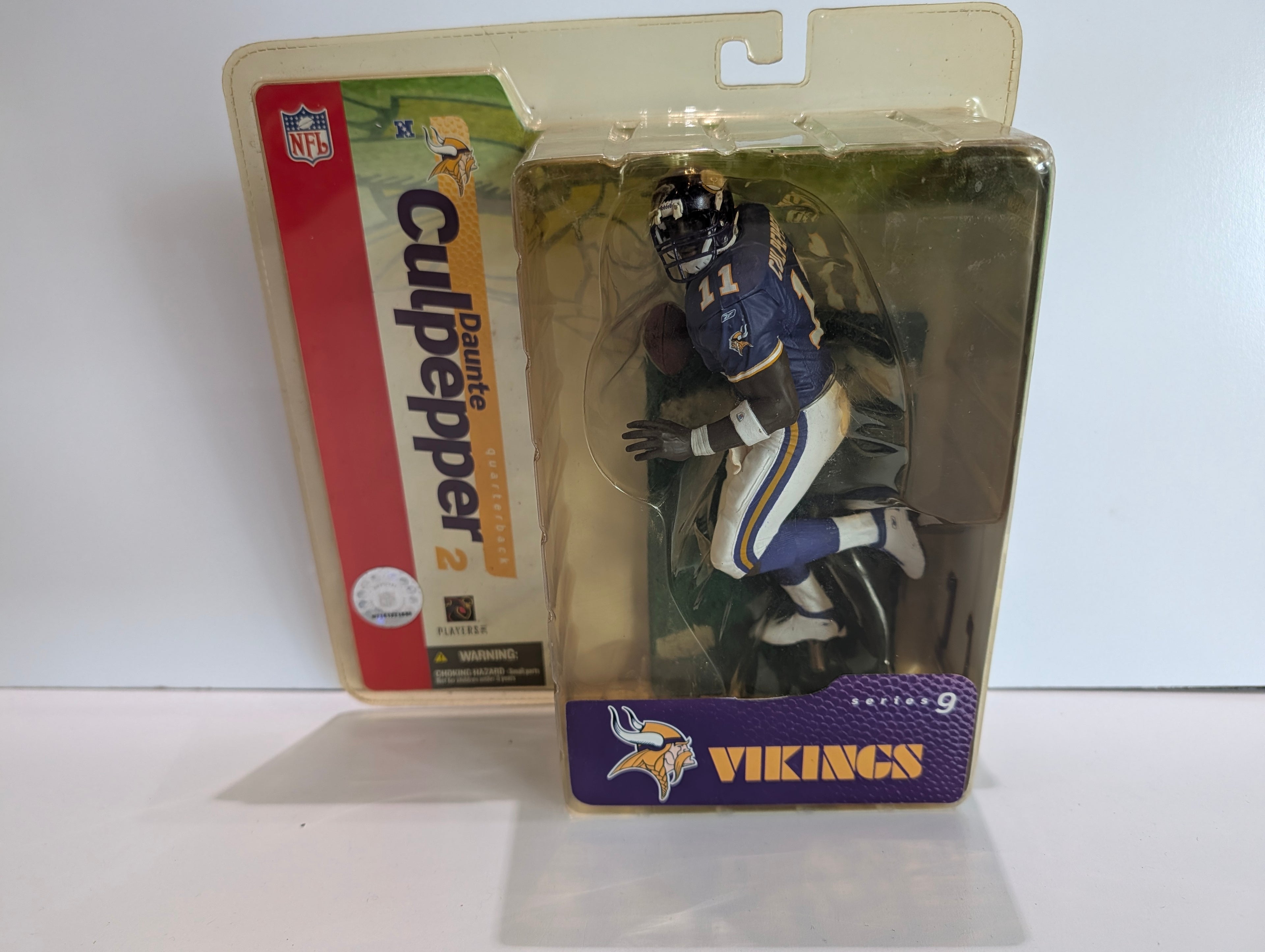 Daunte Culpepper Vikings Series 9 NFL Action Figure McFarlane Sealed NIP Toy