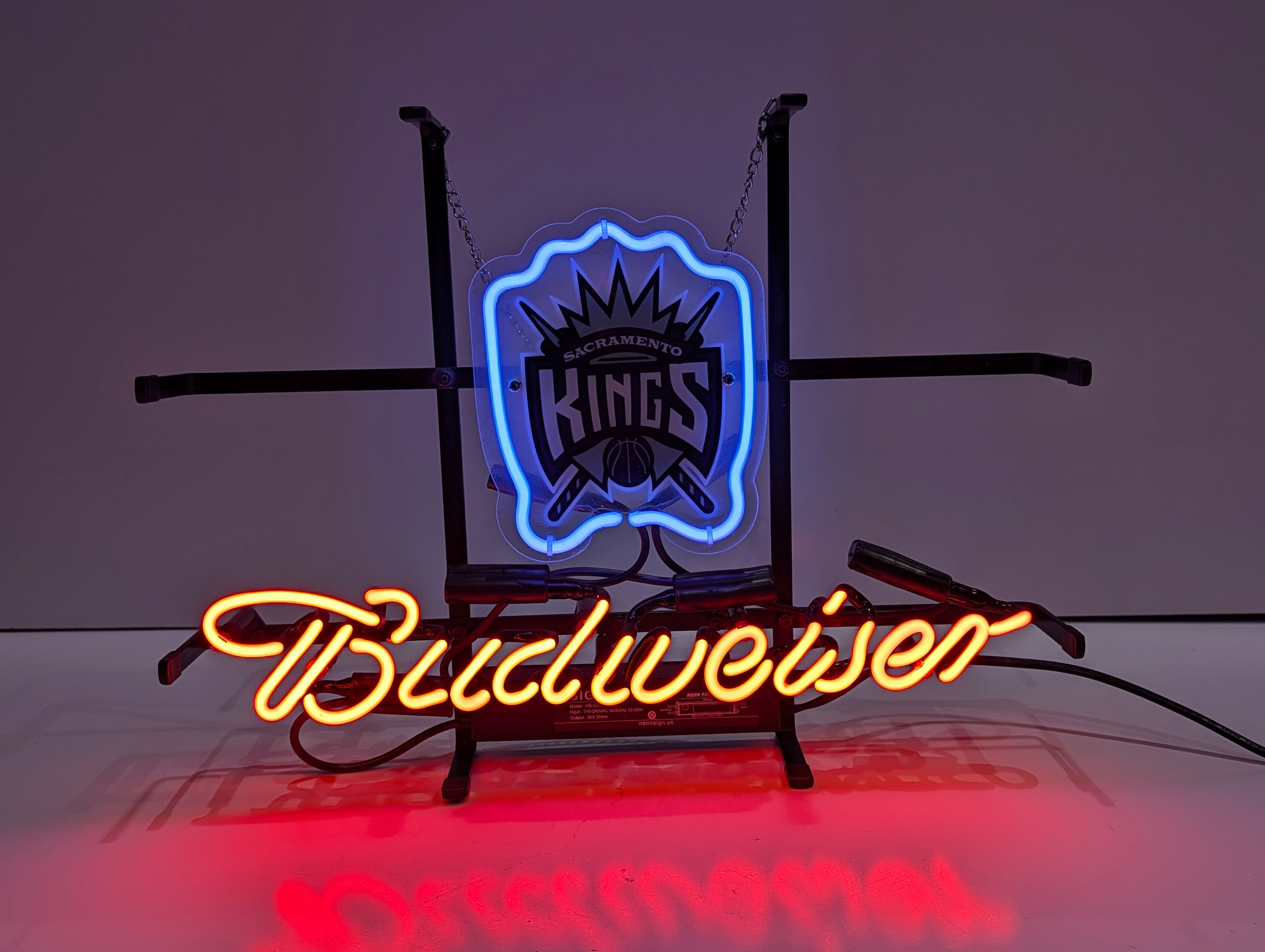 Budweiser Neon Beer Sign Sacramento Kings NBA Bar Light Display Vintage