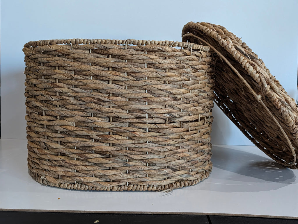 Woven Water Hyacinth Storage Basket With Lid Natural Boho Organizer Bin