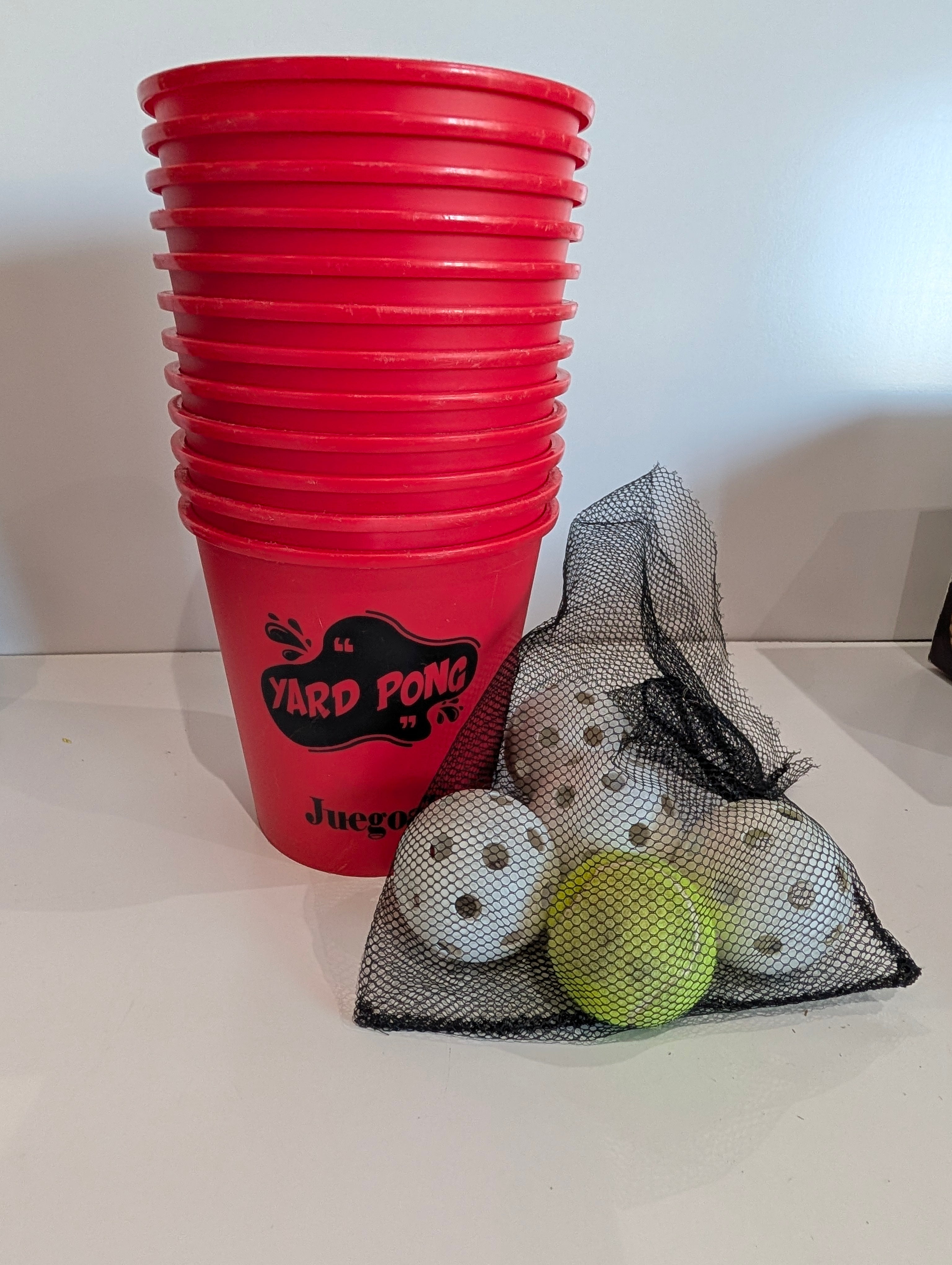 Juegoal Yard Pong Outdoor Party Game Set Giant Red Cups Balls Carry Bag
