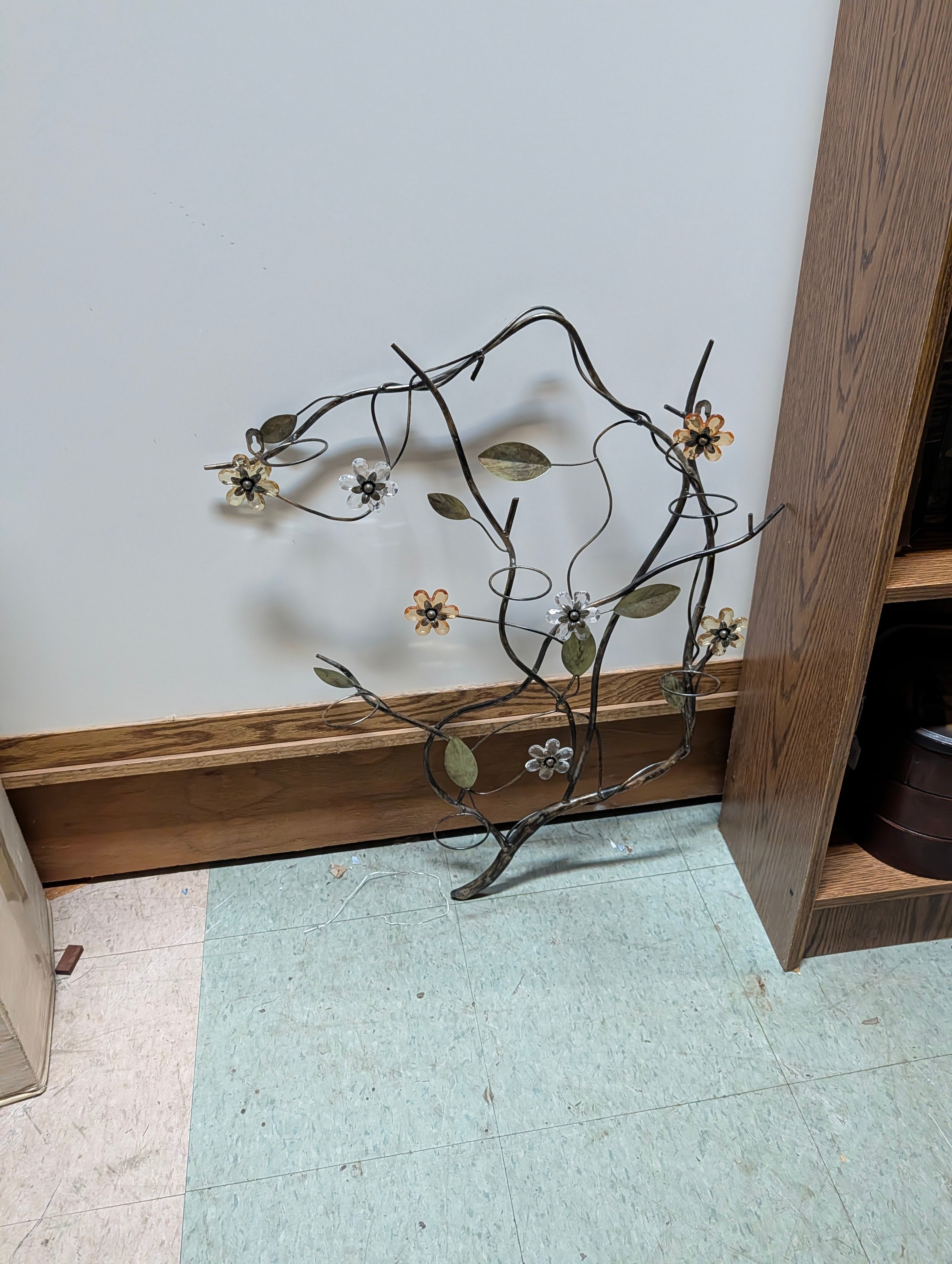 Metal Floral Wall Art Decor Handcrafted Vine Branch Sculpture Glass Flowers