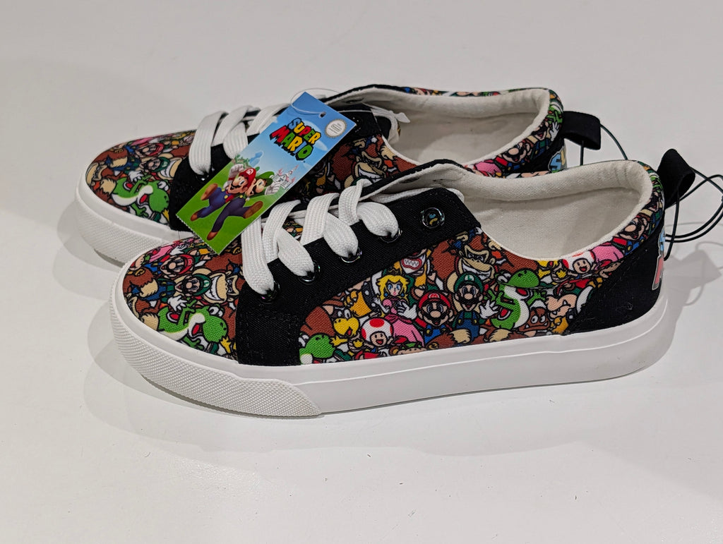 Super Mario Kids Sneakers Size 2 Licensed Character Canvas Lace Up Shoes
