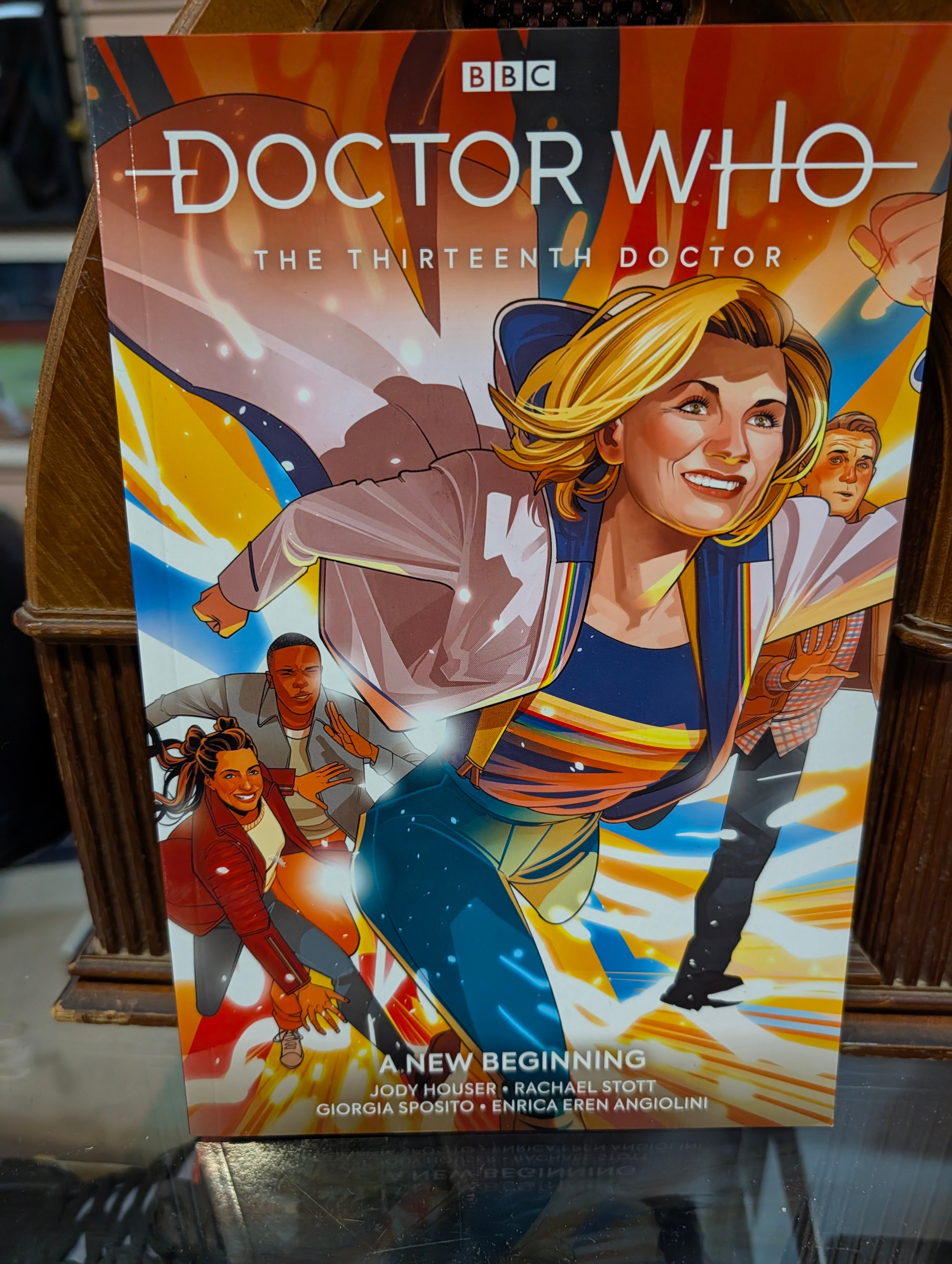 BBC Doctor Who The Thirteenth Doctor Graphic Novel A New Beginning Book