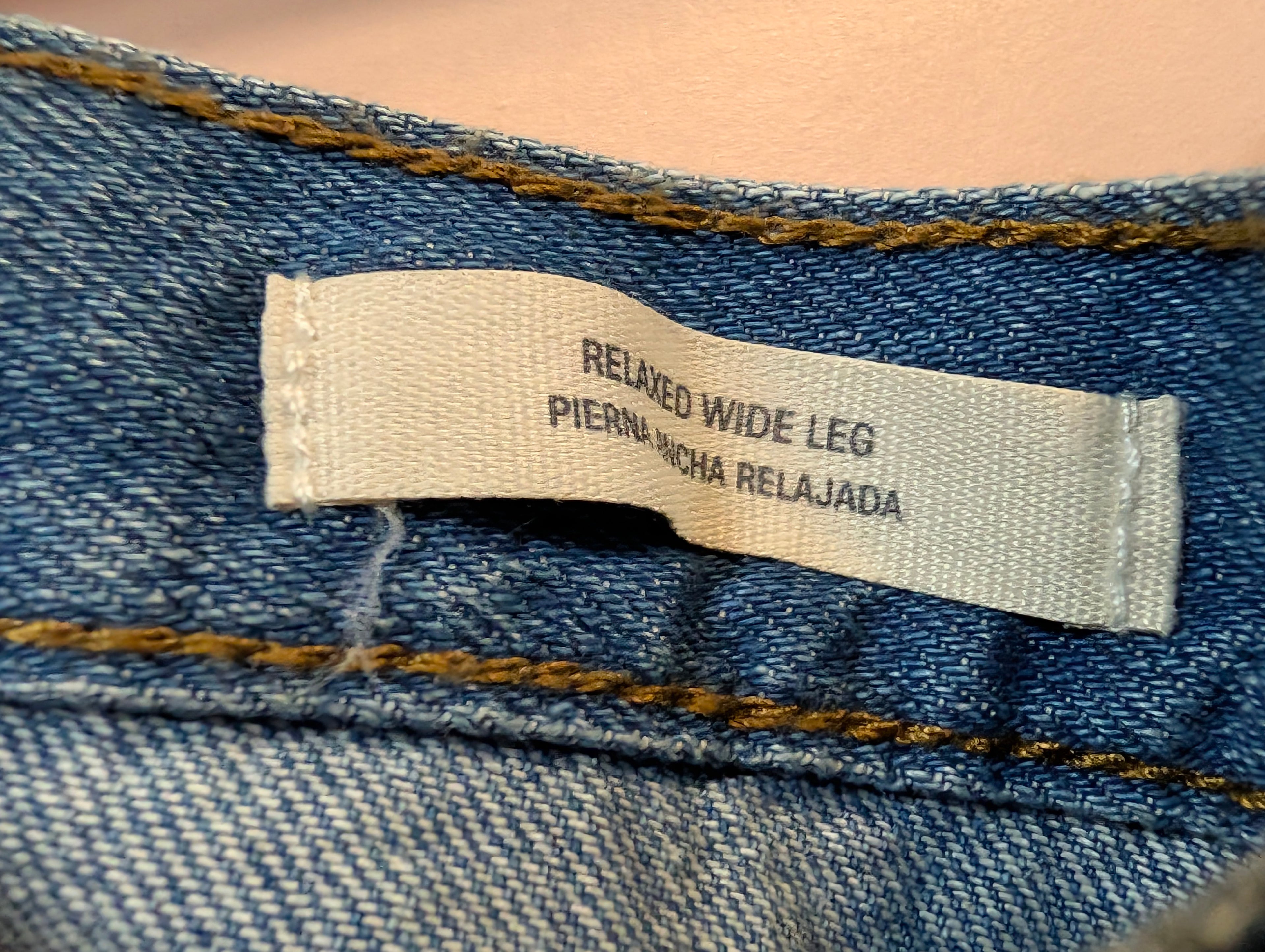 Universal Thread Women’s Relaxed Wide Leg Jeans Size 14 32x32 Blue Denim Cotton