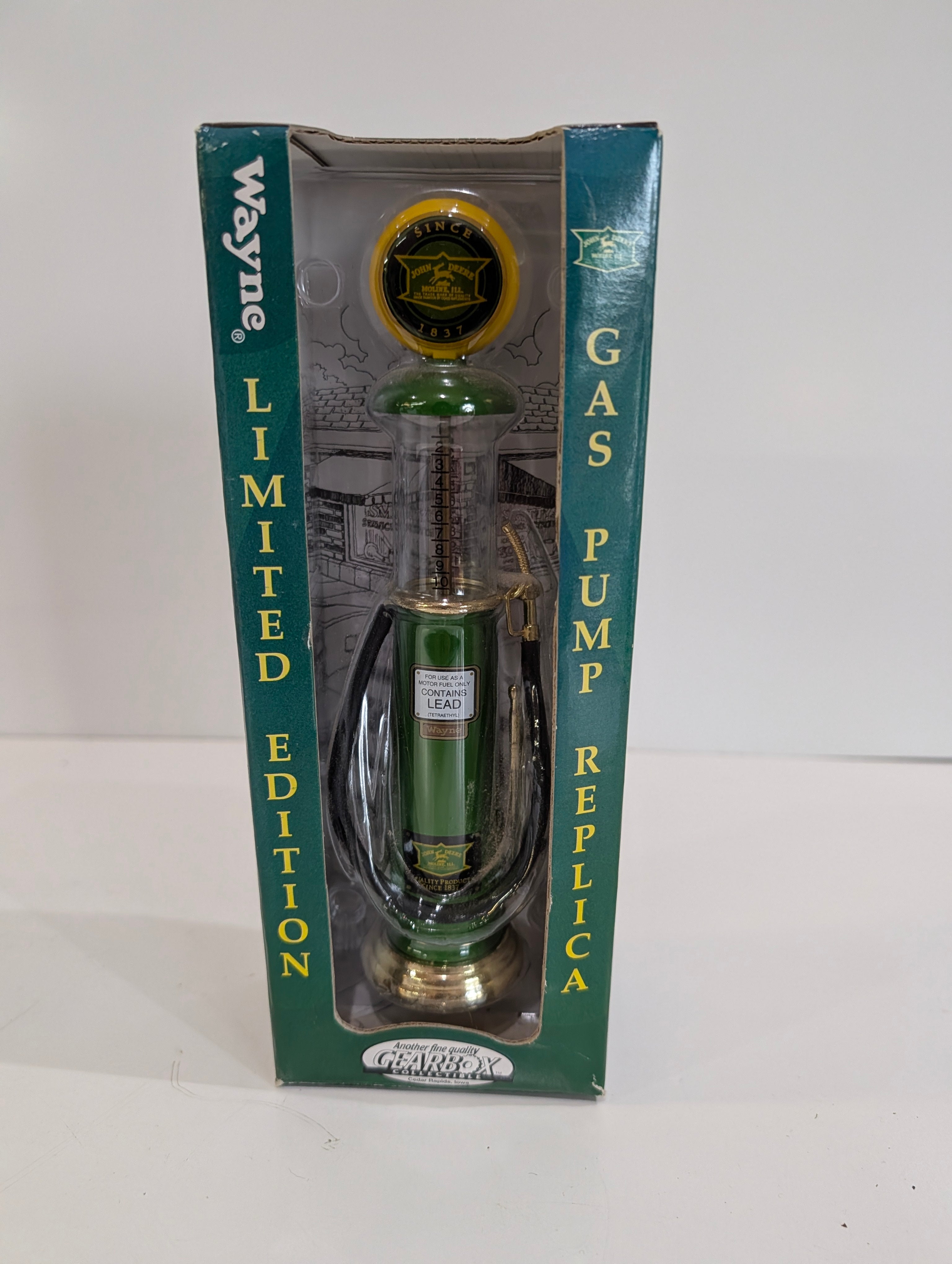 Wayne Gas Pump Replica John Deere Gearbox Diecast Limited Edition 1999
