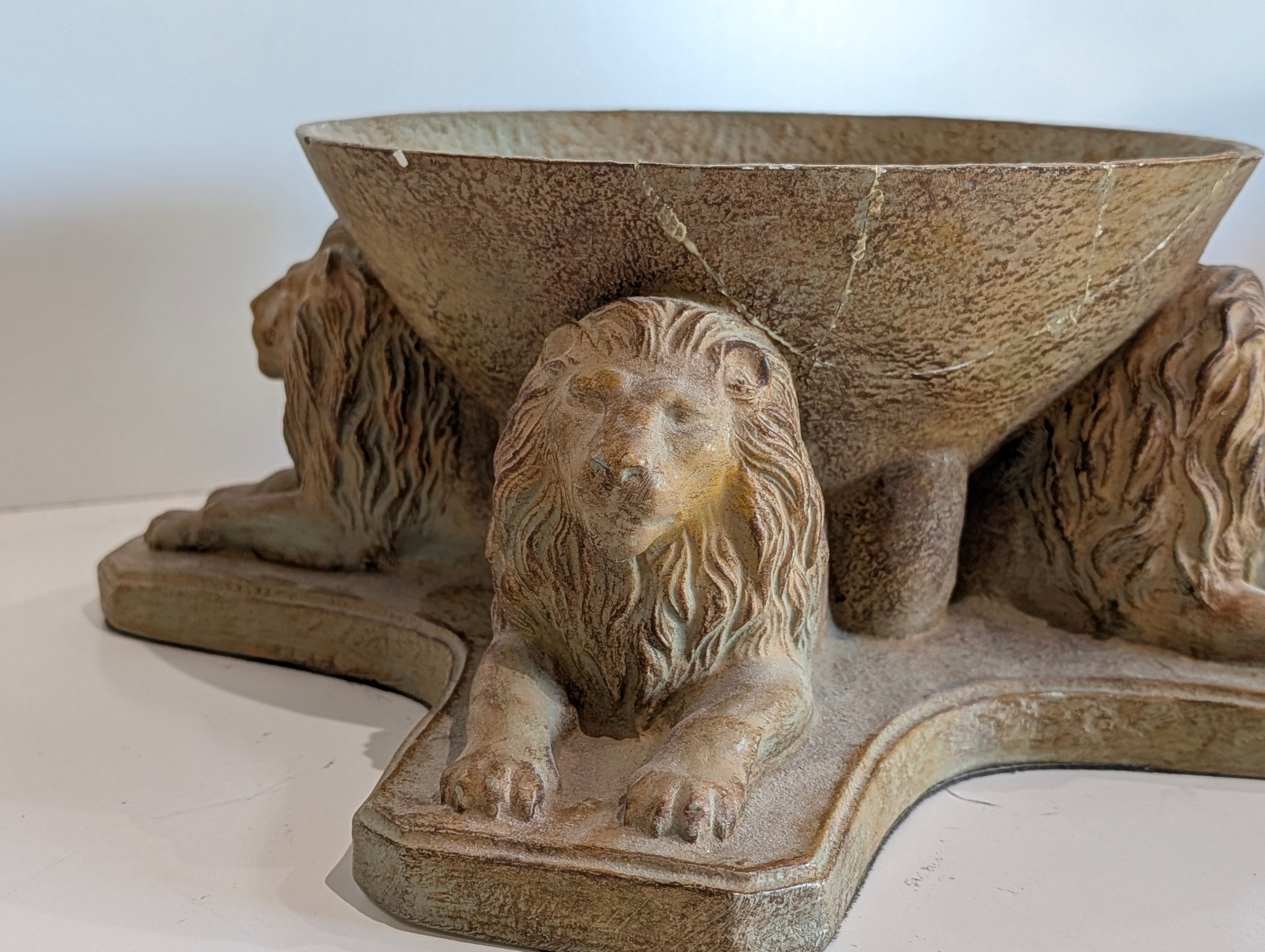 Vintage Lion Bowl Centerpiece Pedestal Resin Decorative Compote Museum Company Decor