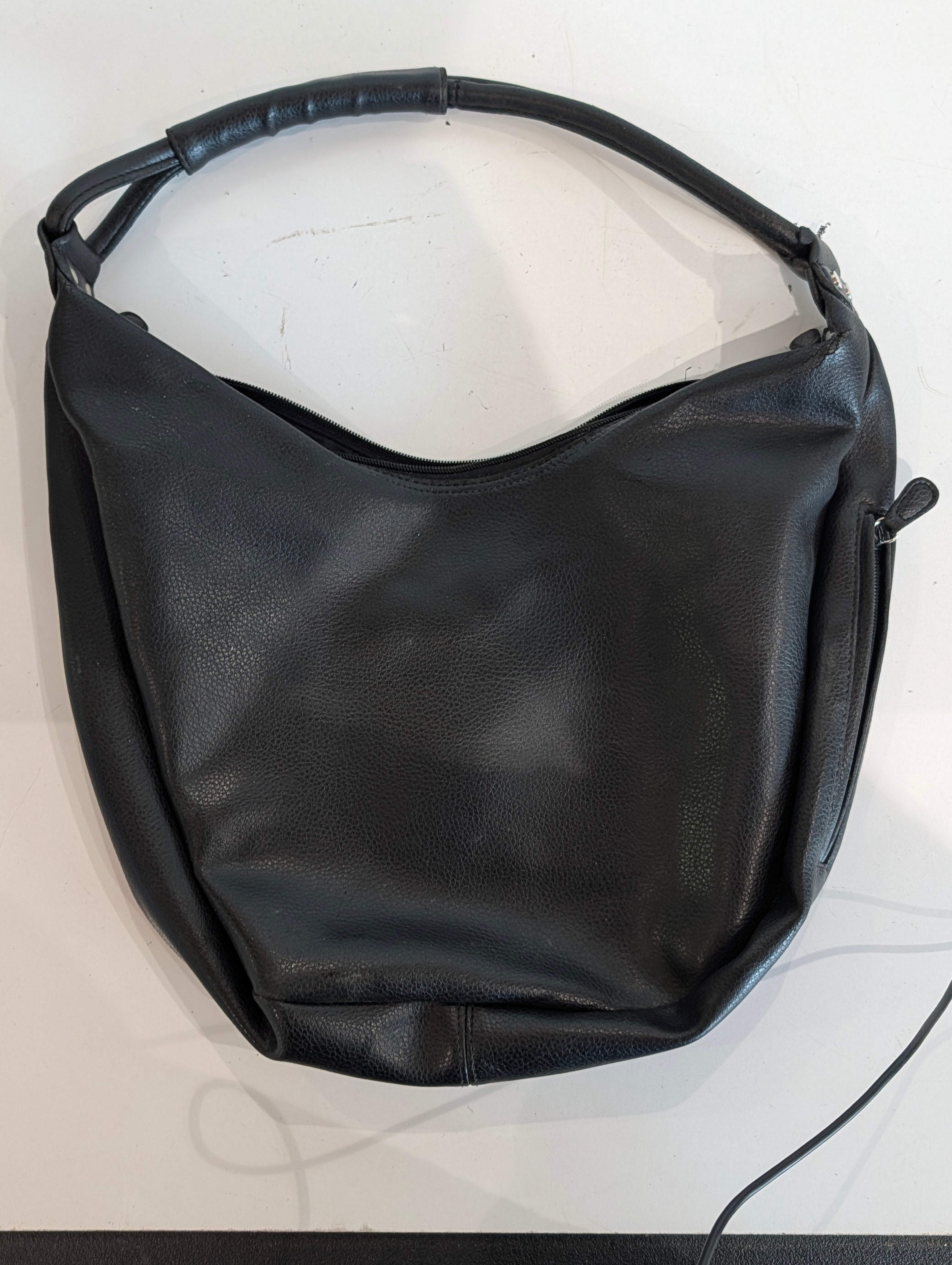 Black Faux Leather Hobo Shoulder Bag Slouch Purse Silver Stud Detail Zip Top Tote