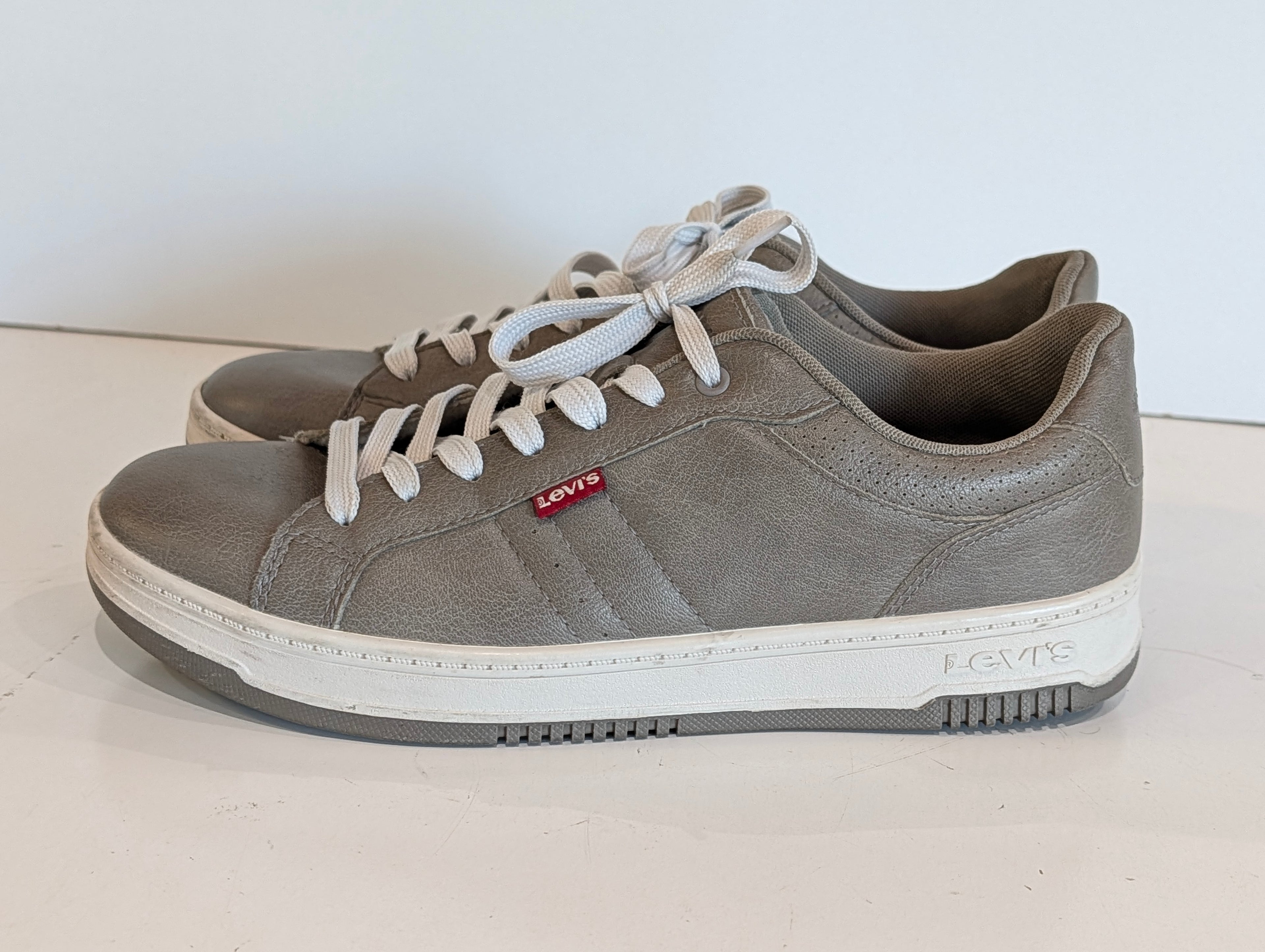 Levis Mens Gray Low Top Sneakers Casual Lace Up Shoes Streetwear Size Unknown