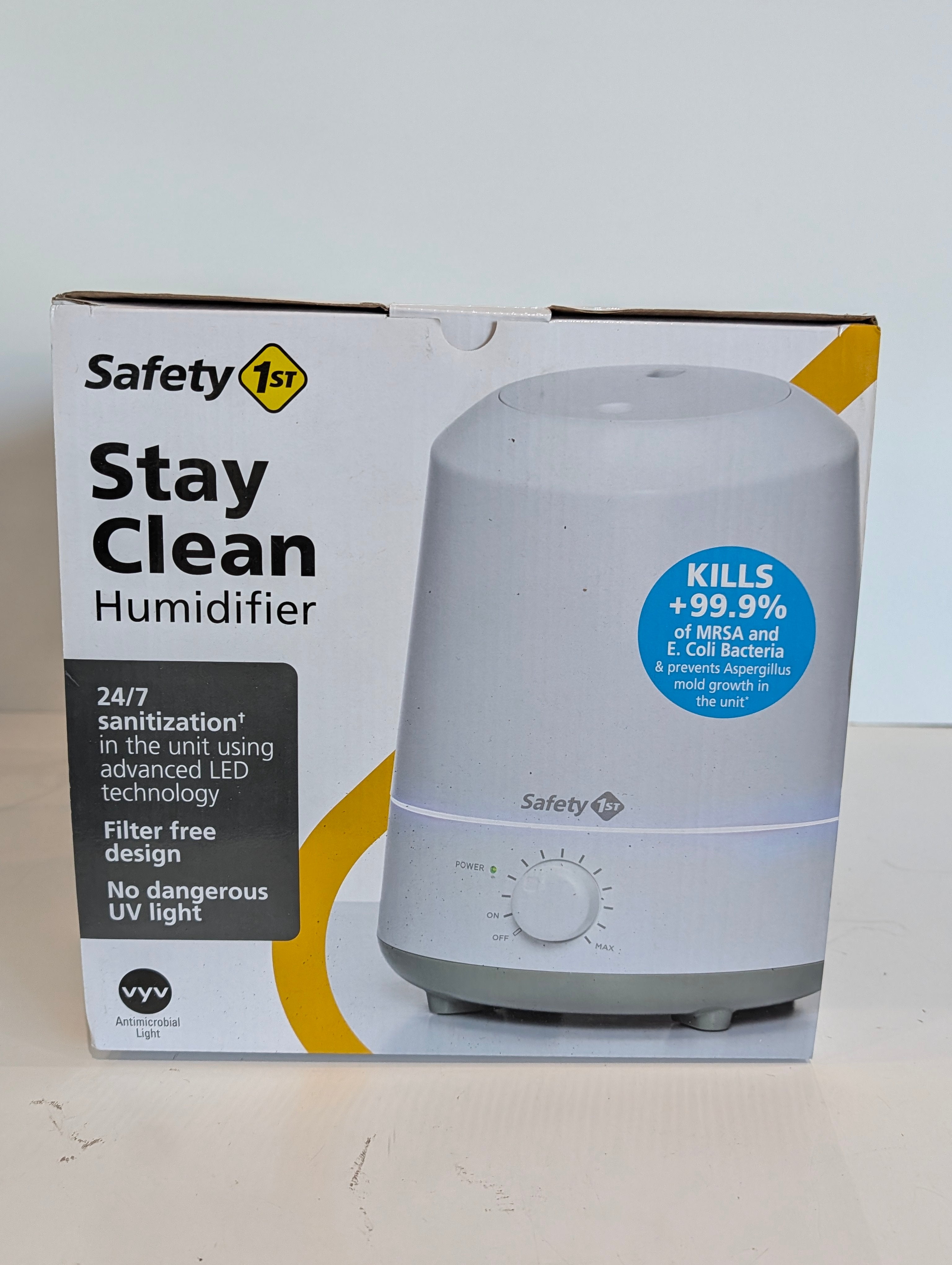 Safety 1st Stay Clean Humidifier 1 Gallon Cool Mist LED Sanitizing Filter Free