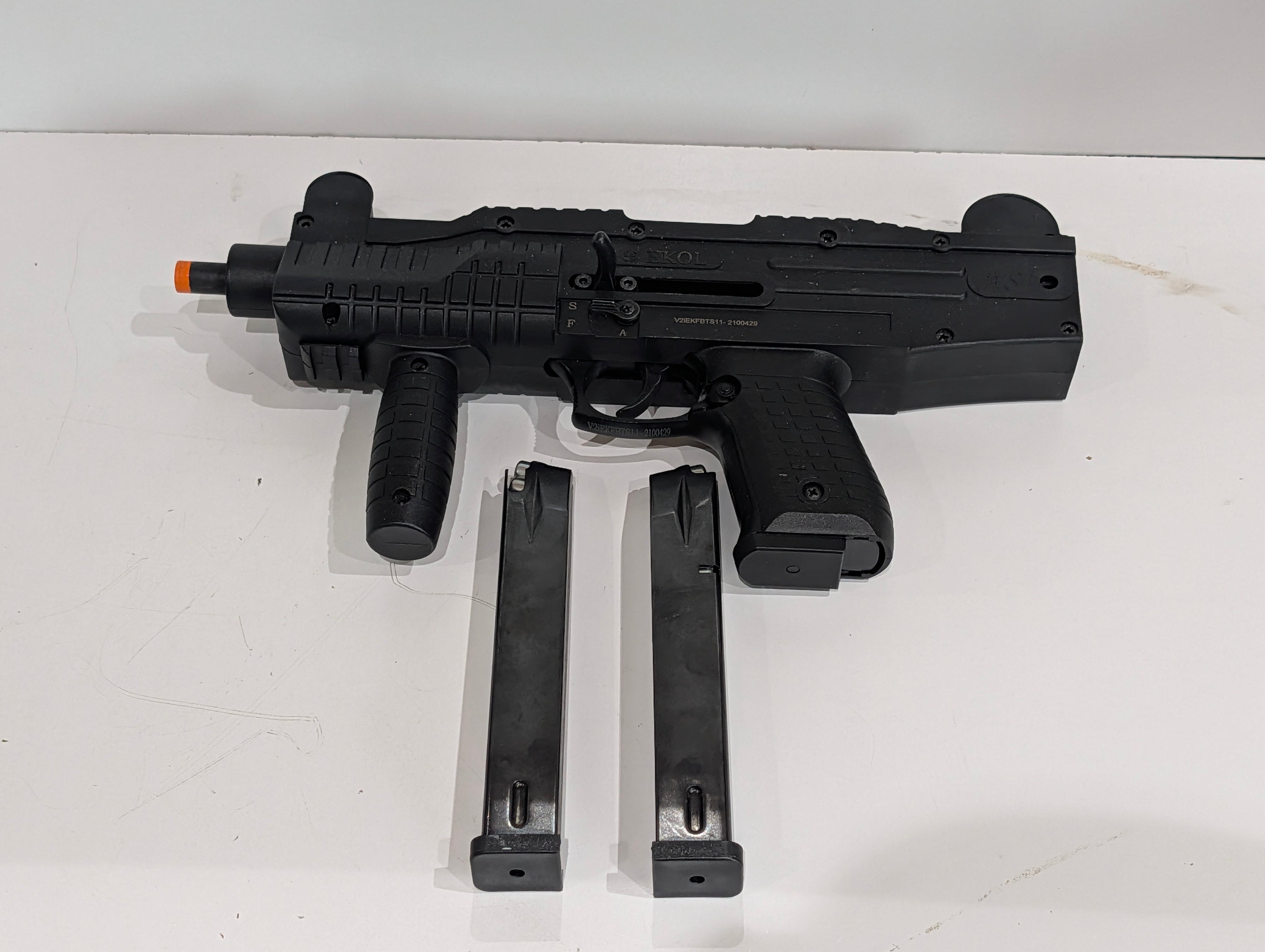 Ekol ASI UZI Style 9mm P.A Blank Firing Automatic Prop Gun With 2 Magazines