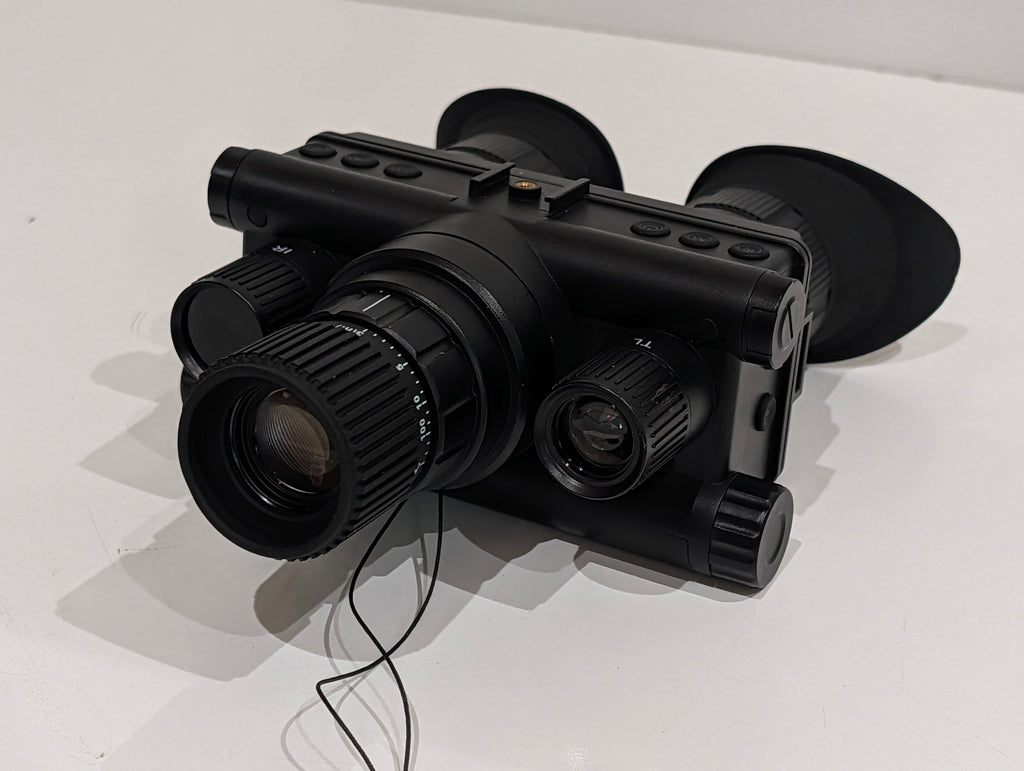 Digital Night Vision Binoculars Infrared IR Camera Scope Viewer Recording Device
