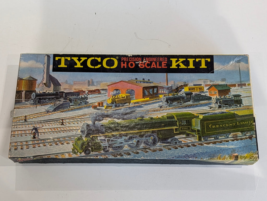 Vintage Roco Minitrains HO Scale Train Set Locomotive Cars Track In Box