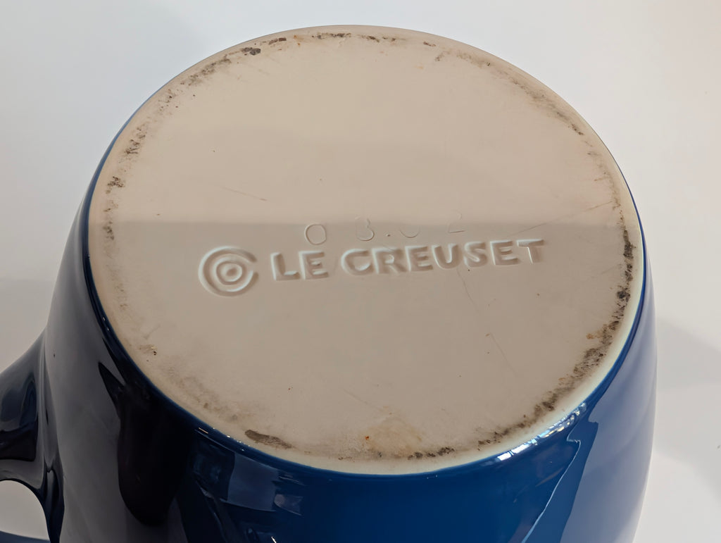 Le Creuset Blue Stoneware Pitcher 9 Inch Ceramic Water Jug Kitchen Serveware