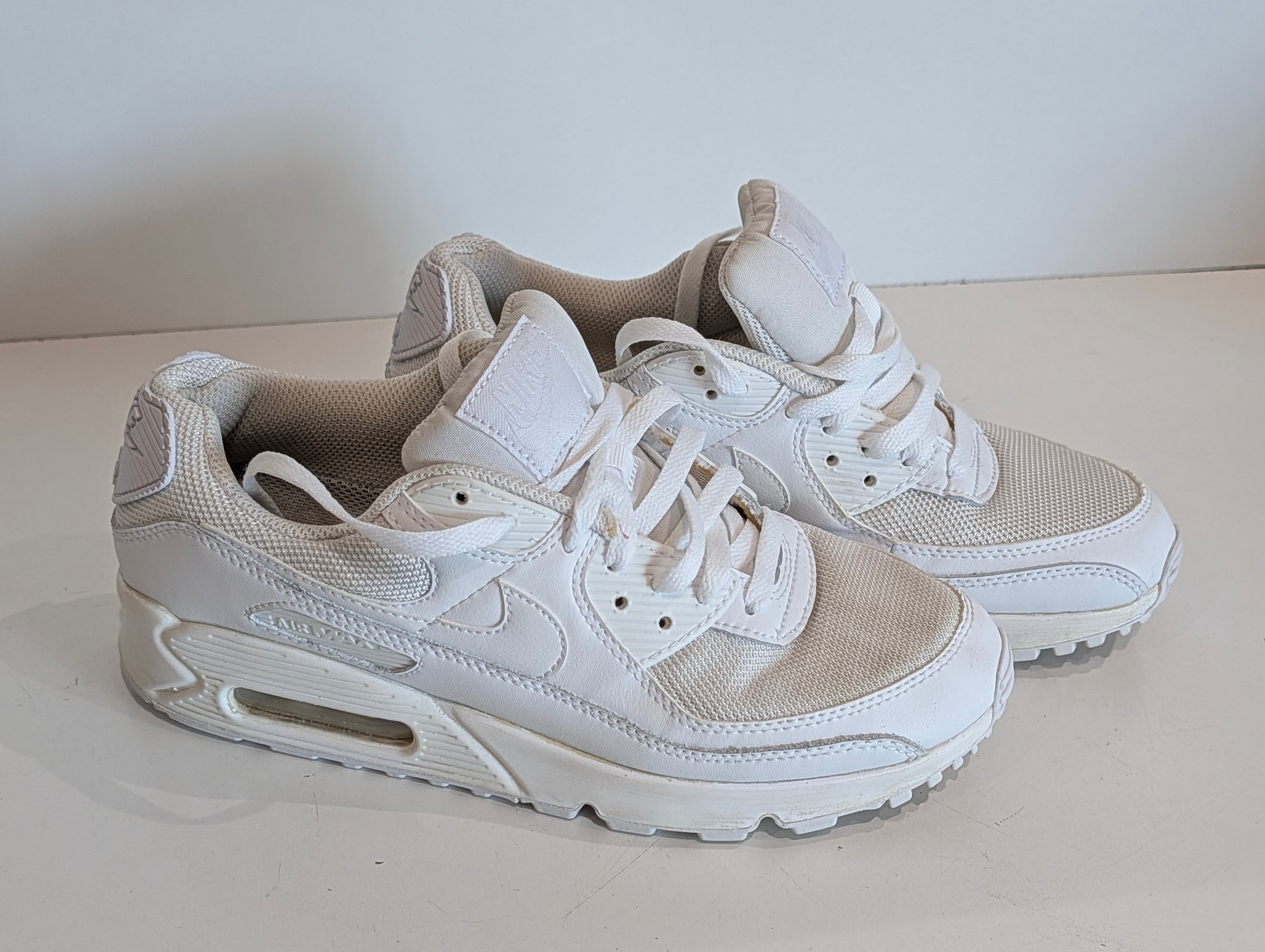 Nike Air Max 90 White Mesh Leather Sneakers Womens Size 7.5 CN8490-100 Shoes