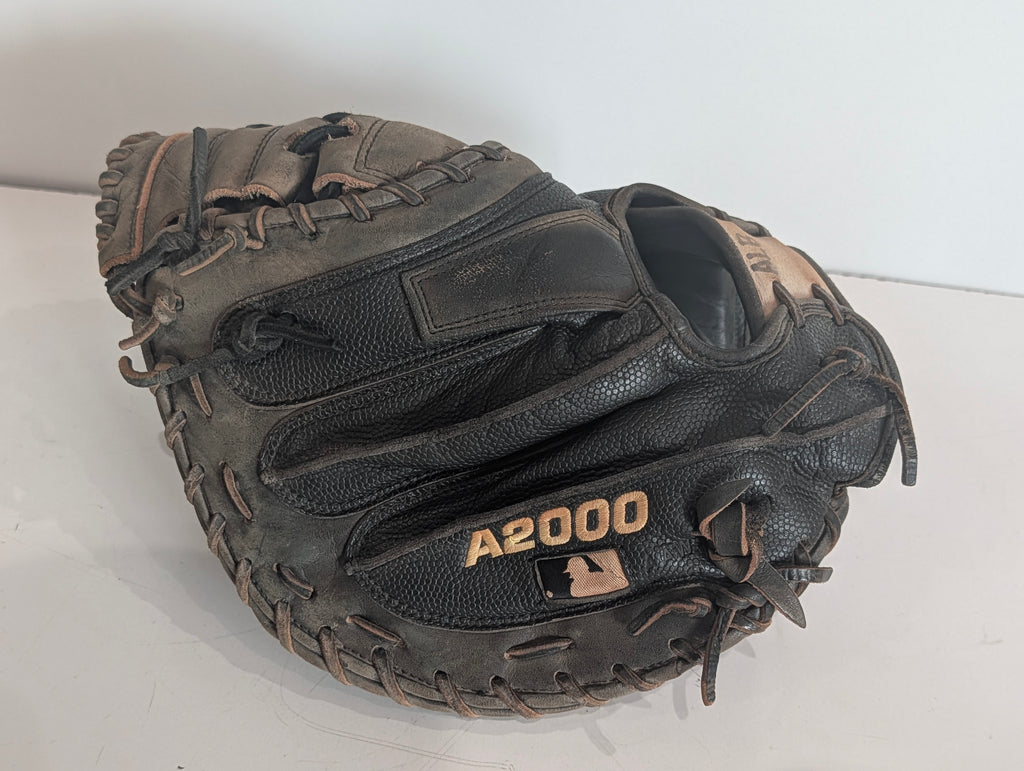Wilson A2000 M2 Pro Stock 33.5 Catchers Mitt Baseball Glove Leather Black