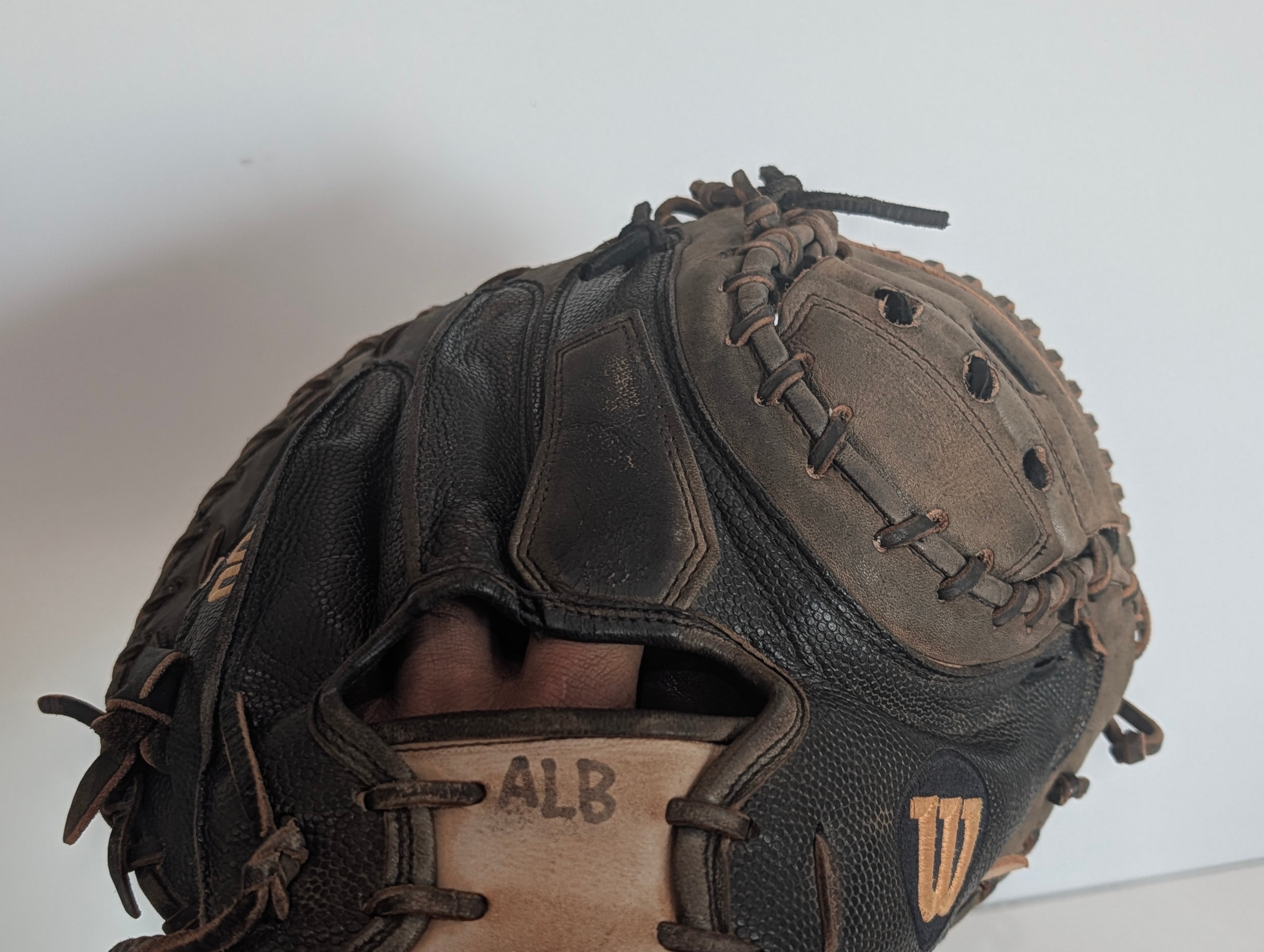 Wilson A2000 M2 Pro Stock 33.5 Catchers Mitt Baseball Glove Leather Black