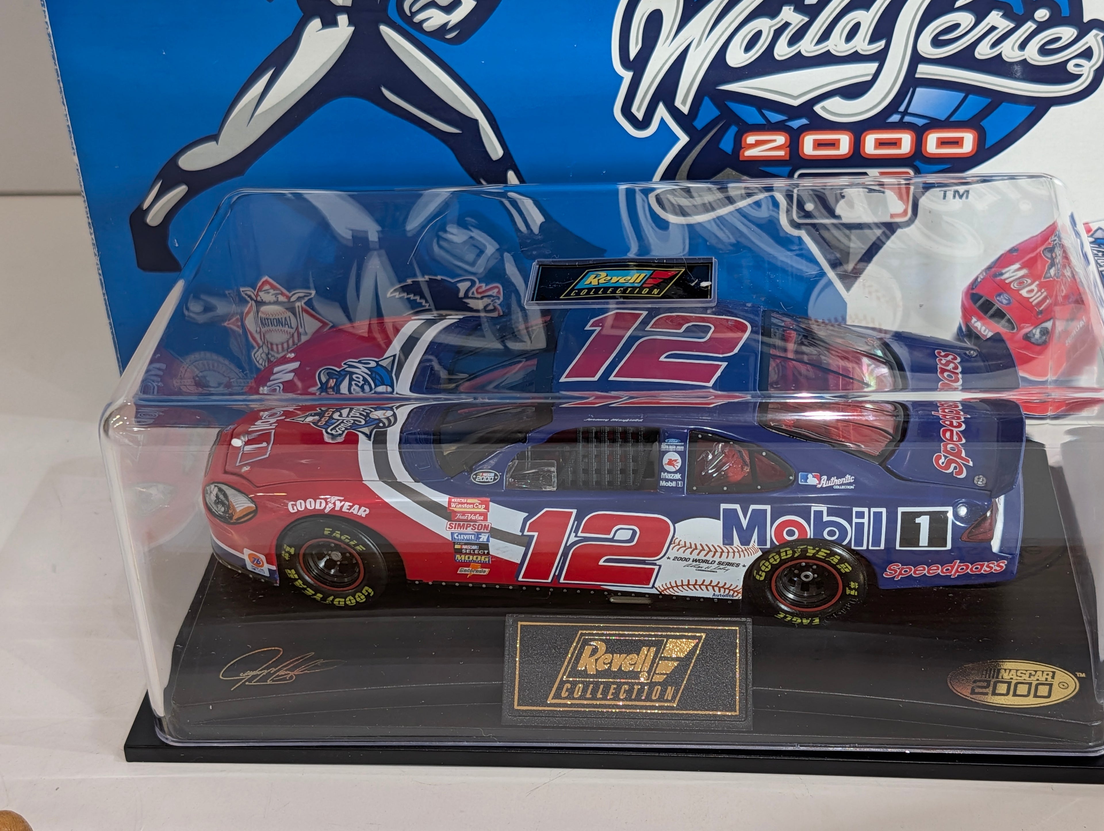 2000 Revell Jeremy Mayfield 12 Mobil 1 World Series Diecast Car Bat Set
