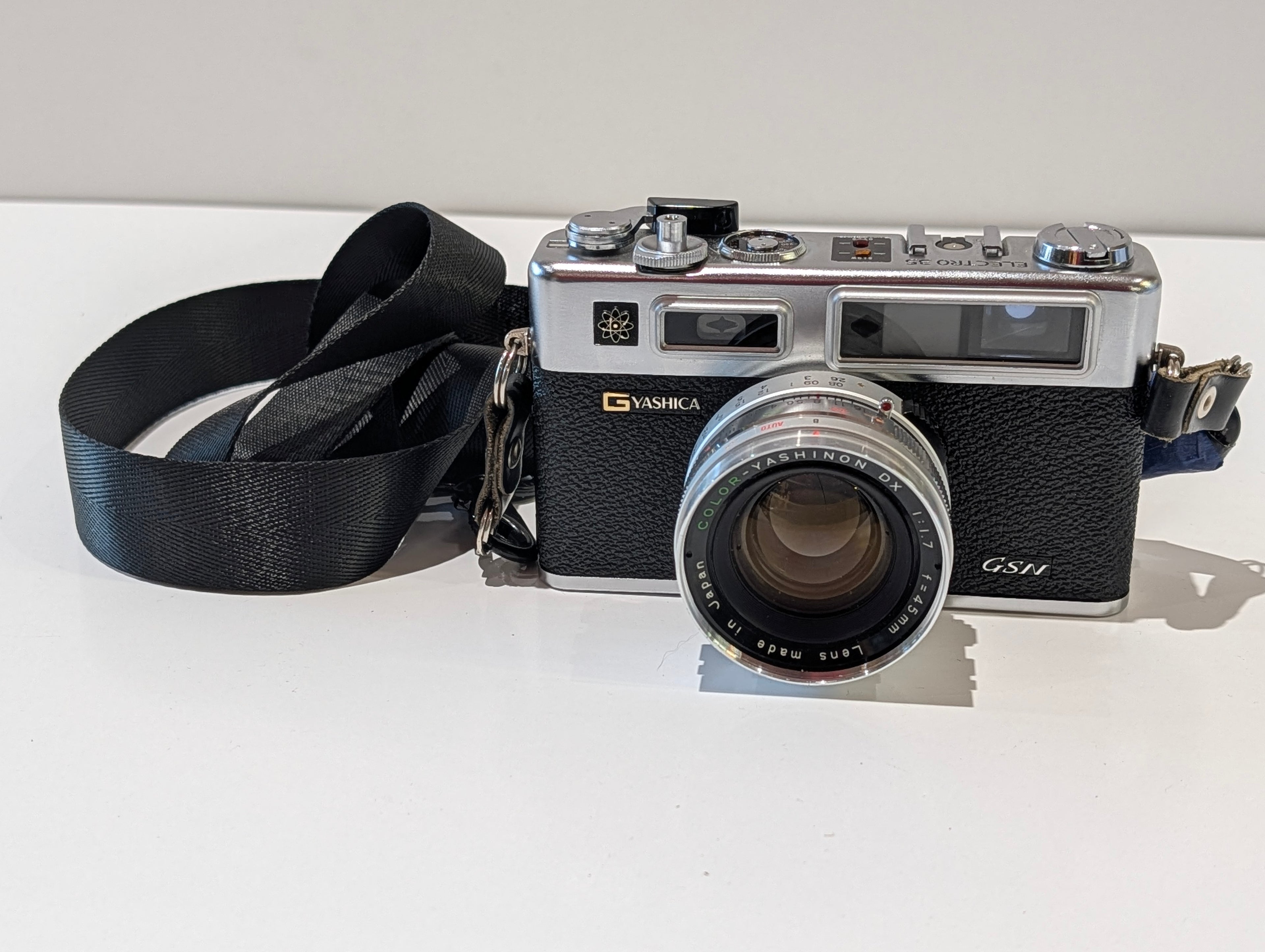 Vintage Yashica Electro 35 GSN Rangefinder Camera Yashinon DX 45mm f1.7 Lens
