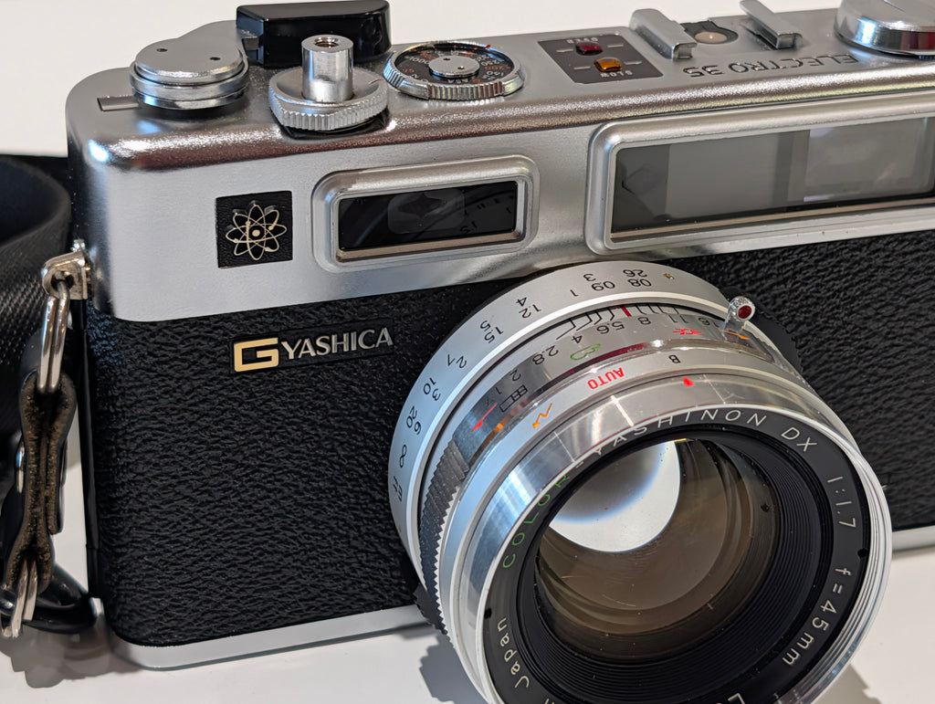 Vintage Yashica Electro 35 GSN Rangefinder Camera Yashinon DX 45mm f1.7 Lens
