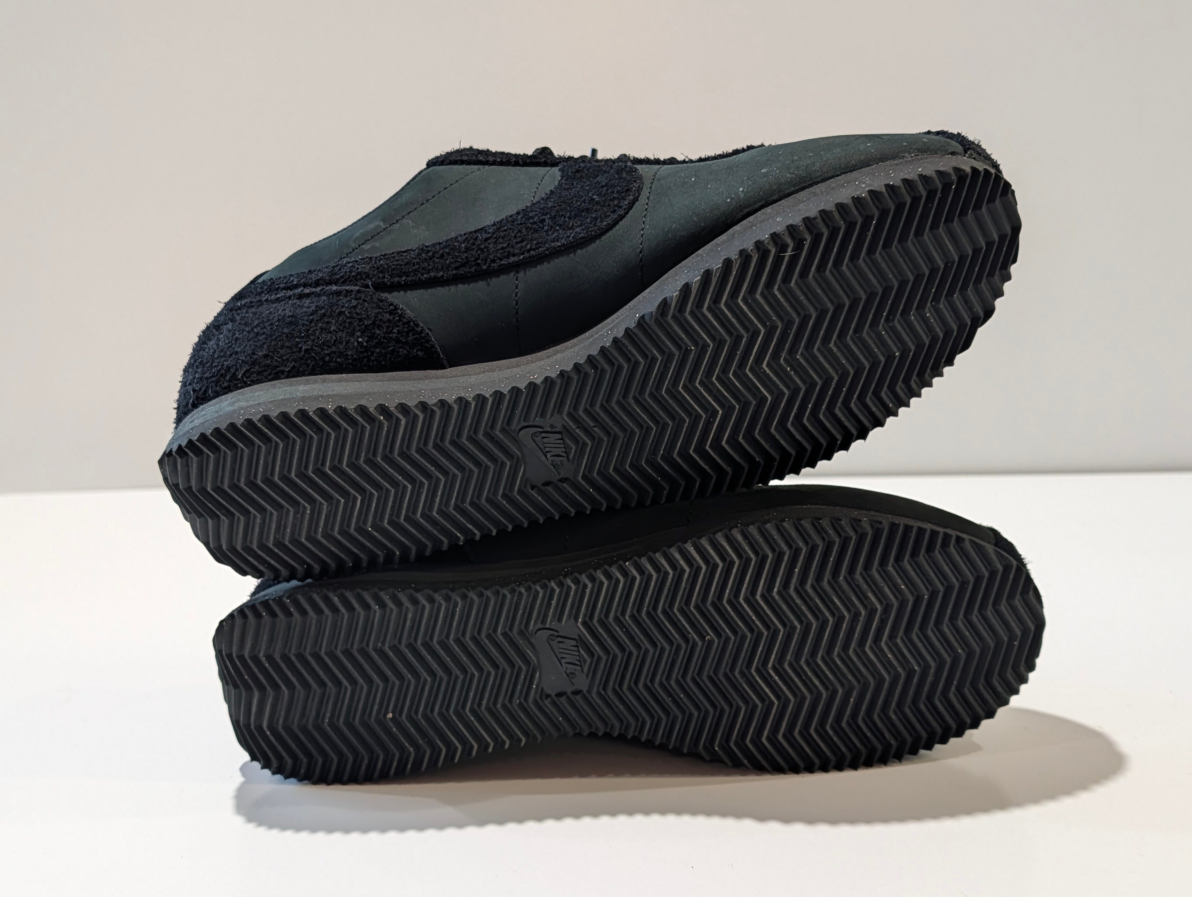 Nike Cortez Black Suede Leather Sneaker FJ5465-010 Mens Size 13.5 Rare