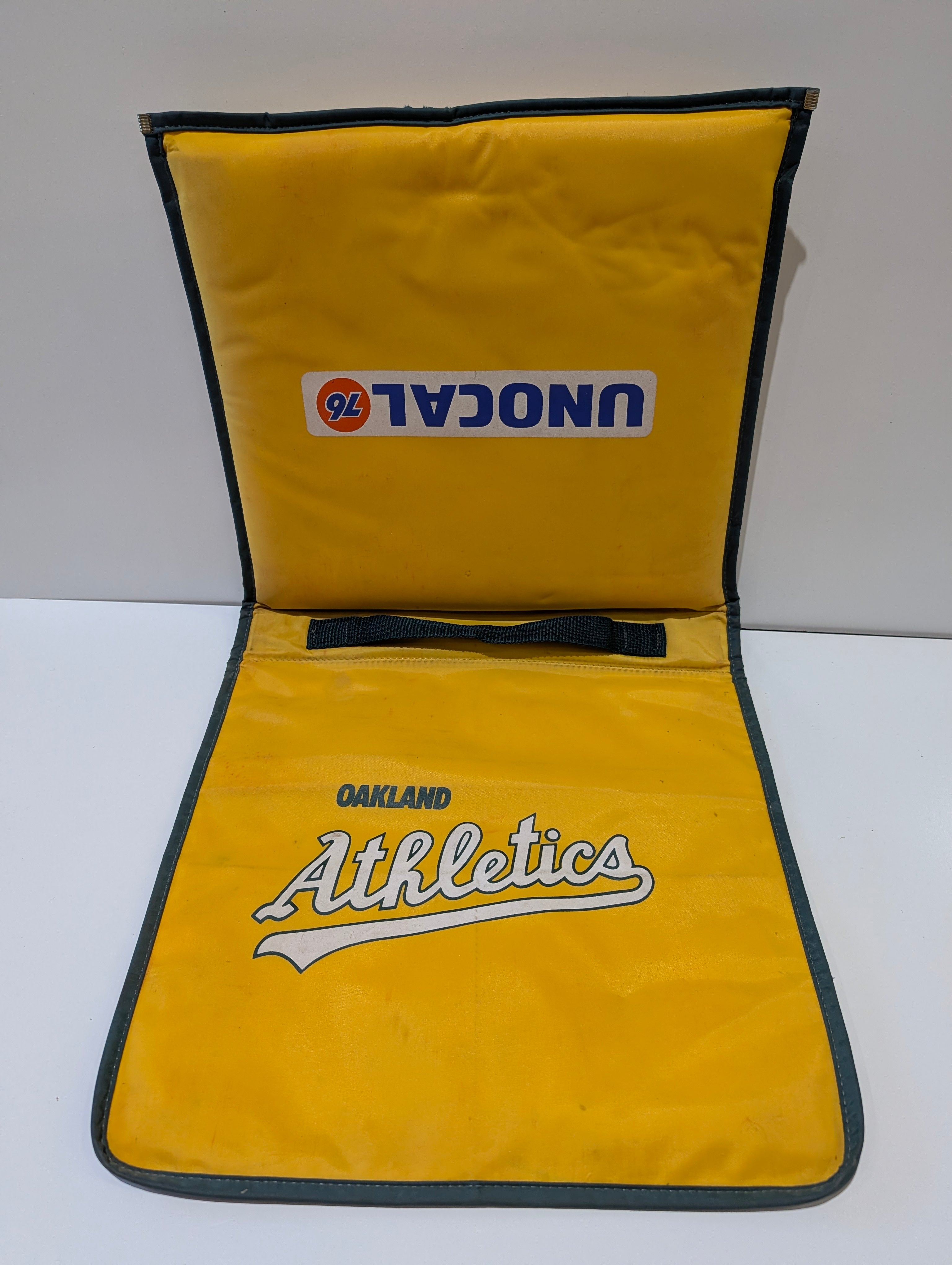 Vintage Oakland Athletics Stadium Seat Cushion Unocal 76 Foldable Carry Pad