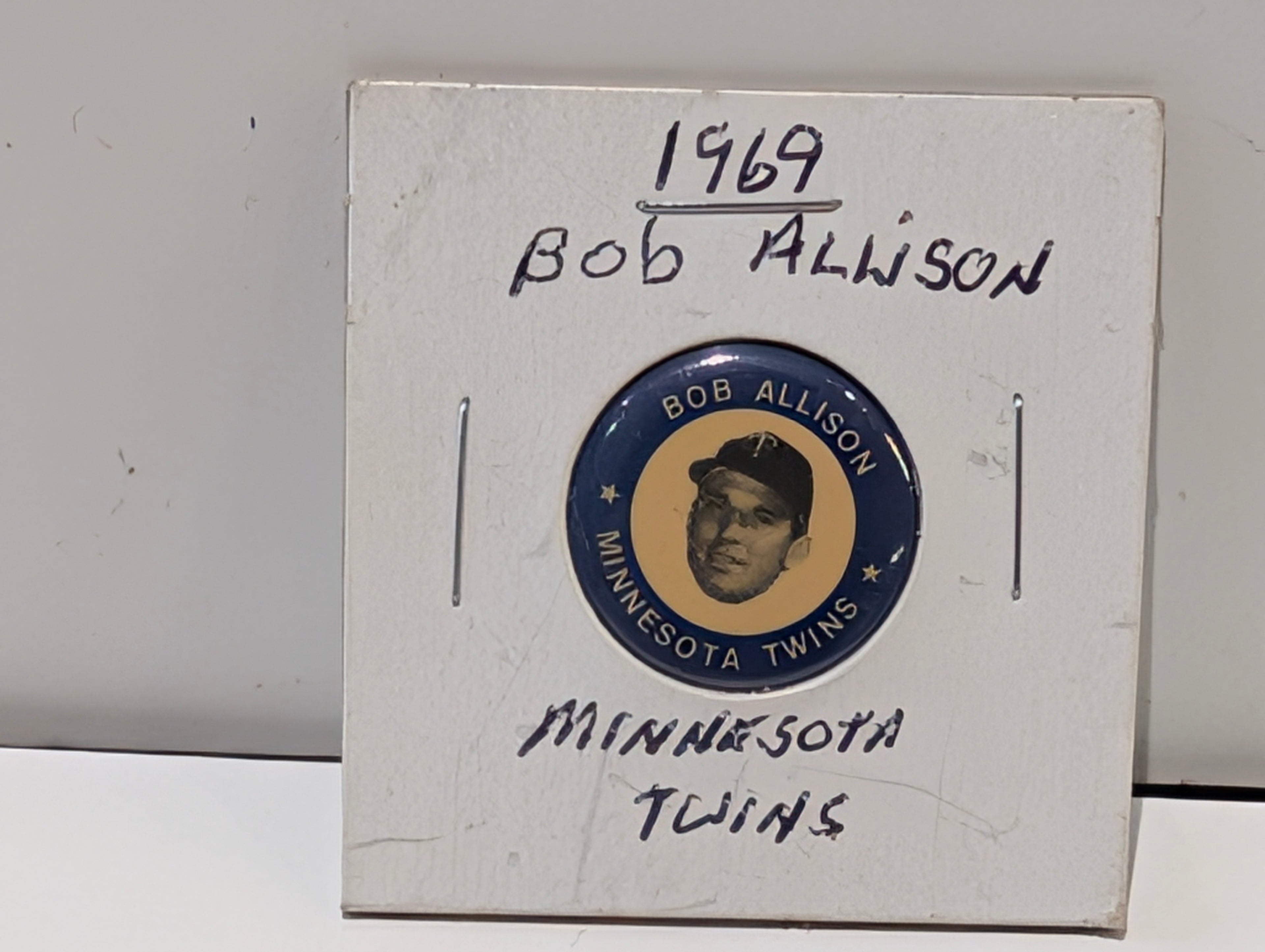 Vintage 1969 Bob Allison Minnesota Twins Baseball Pinback Button Collectible